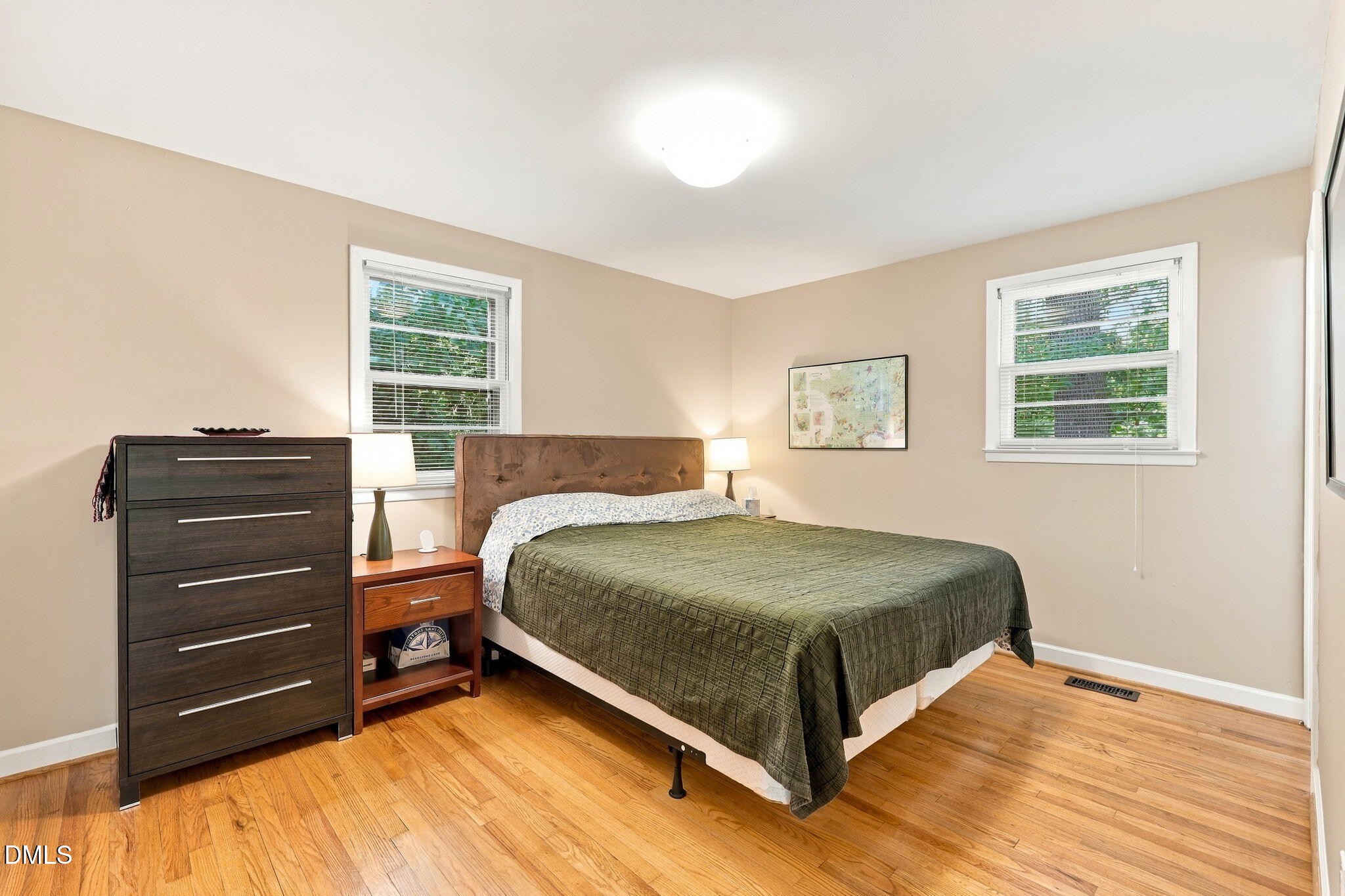 513 Banks Street Property Photo 14