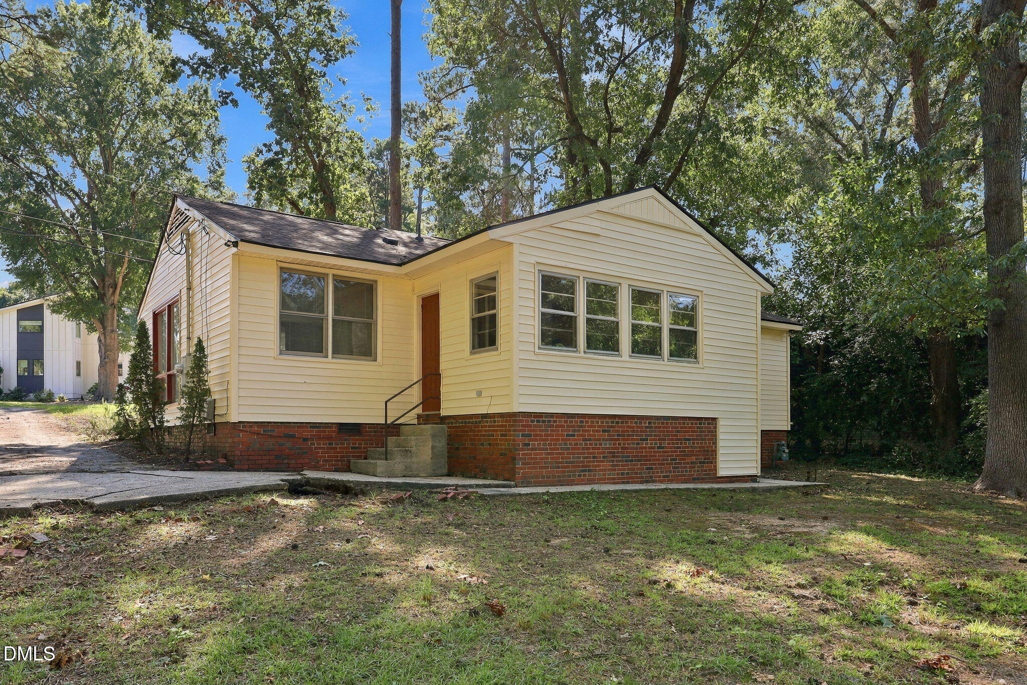 513 Banks Street Property Photo 24