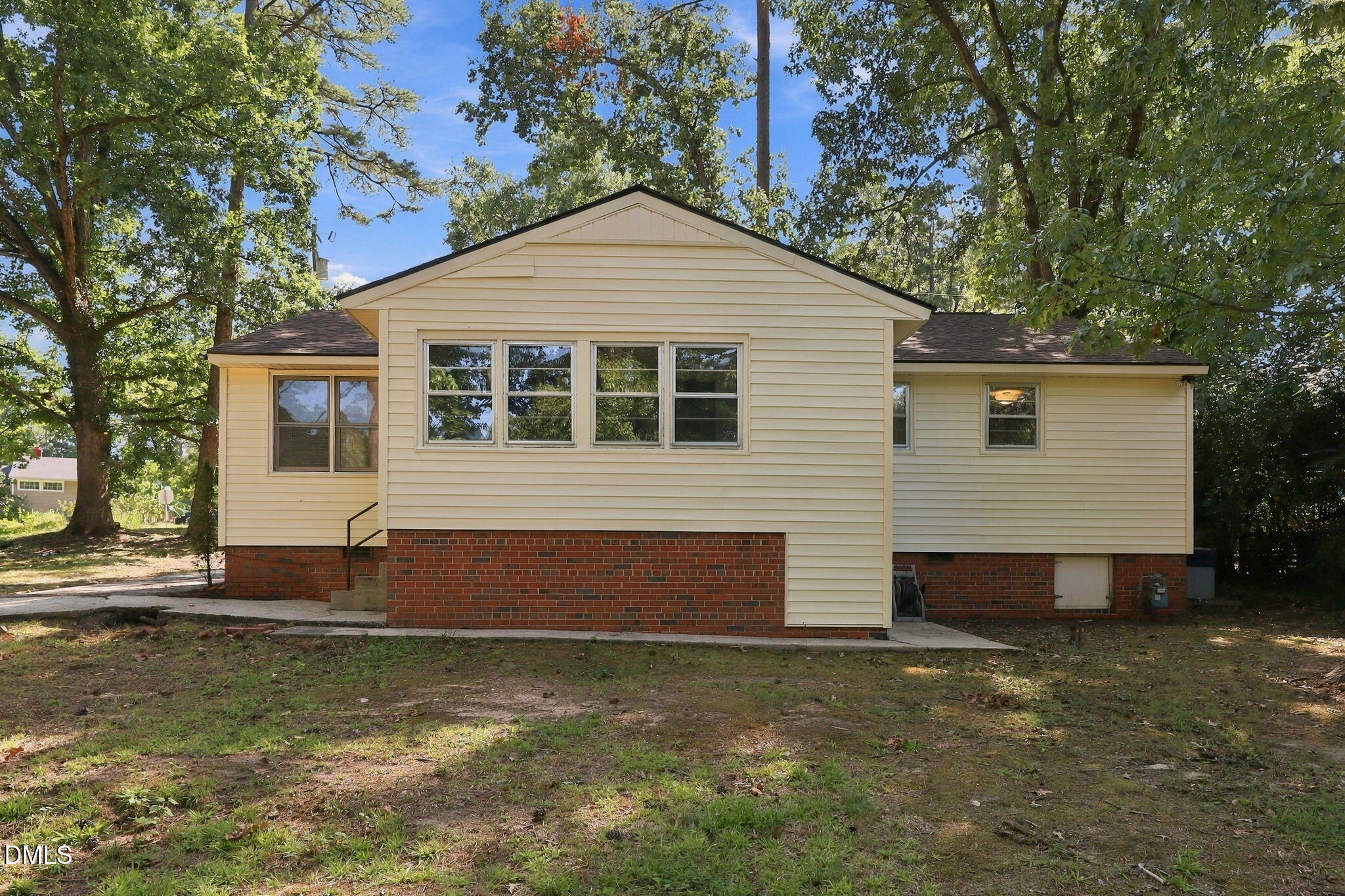 513 Banks Street Property Photo 26