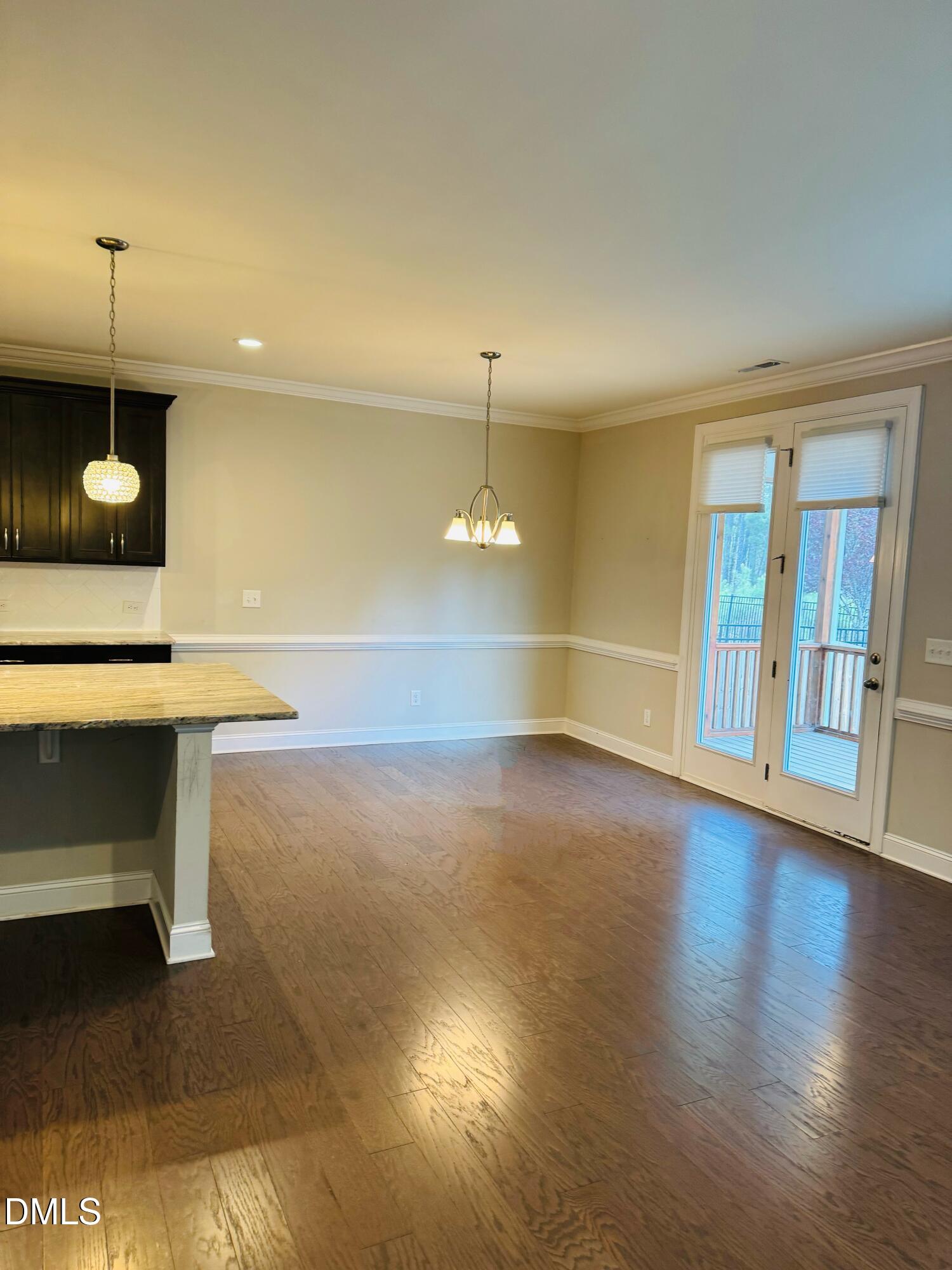 120 Filigree Way Property Photo 5