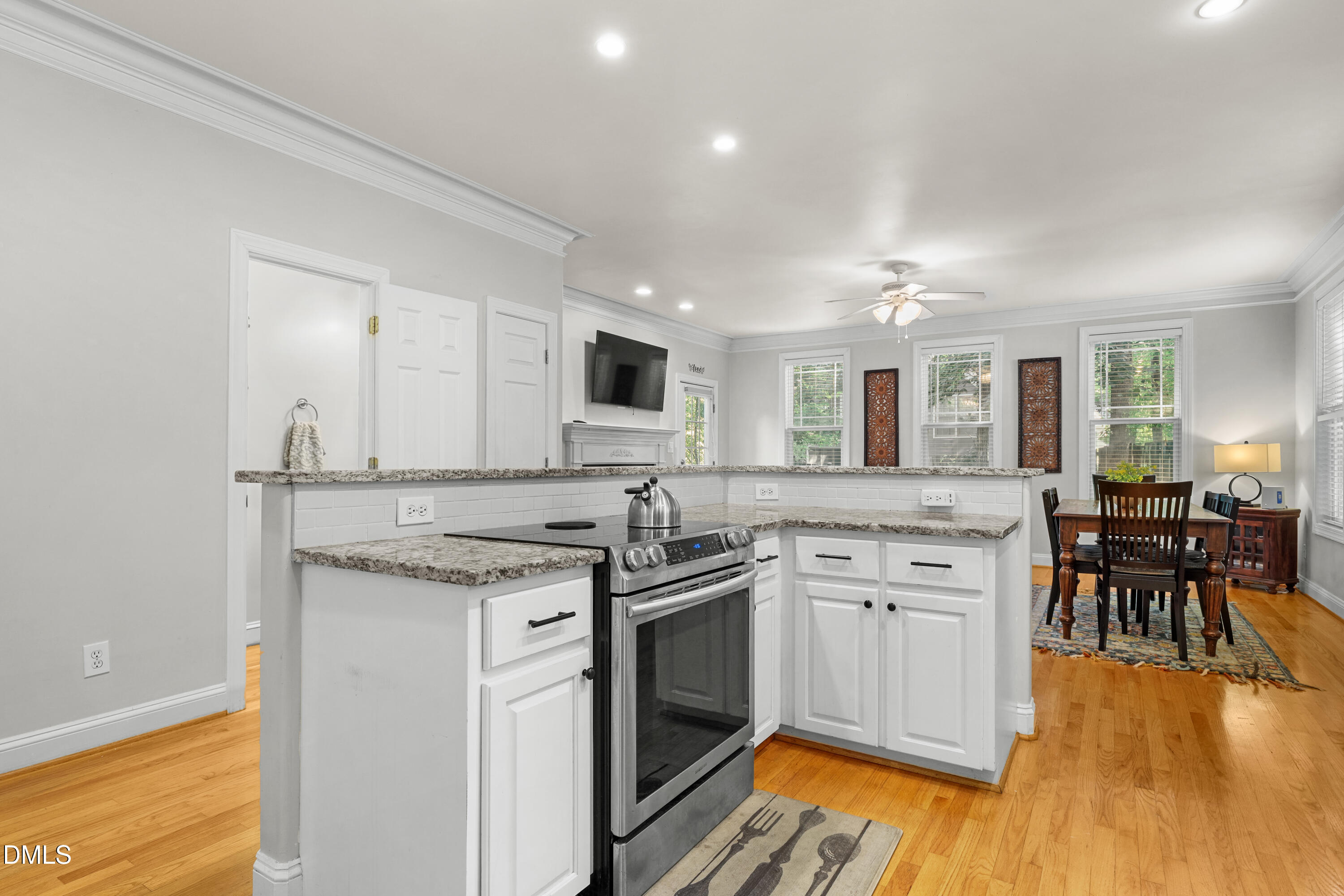 205 Country Valley Court Property Photo 8