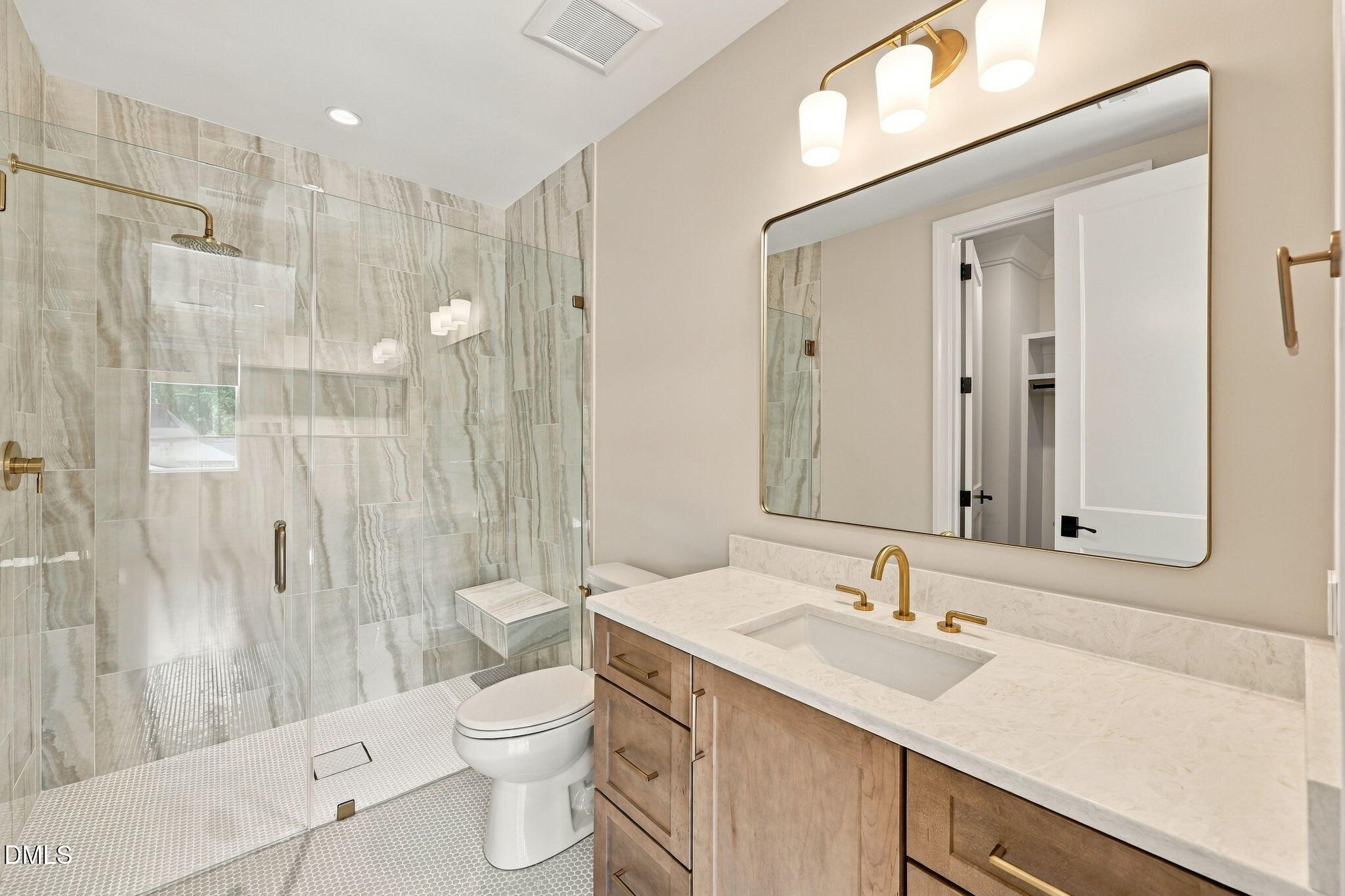 805 Burke Street Property Photo 68