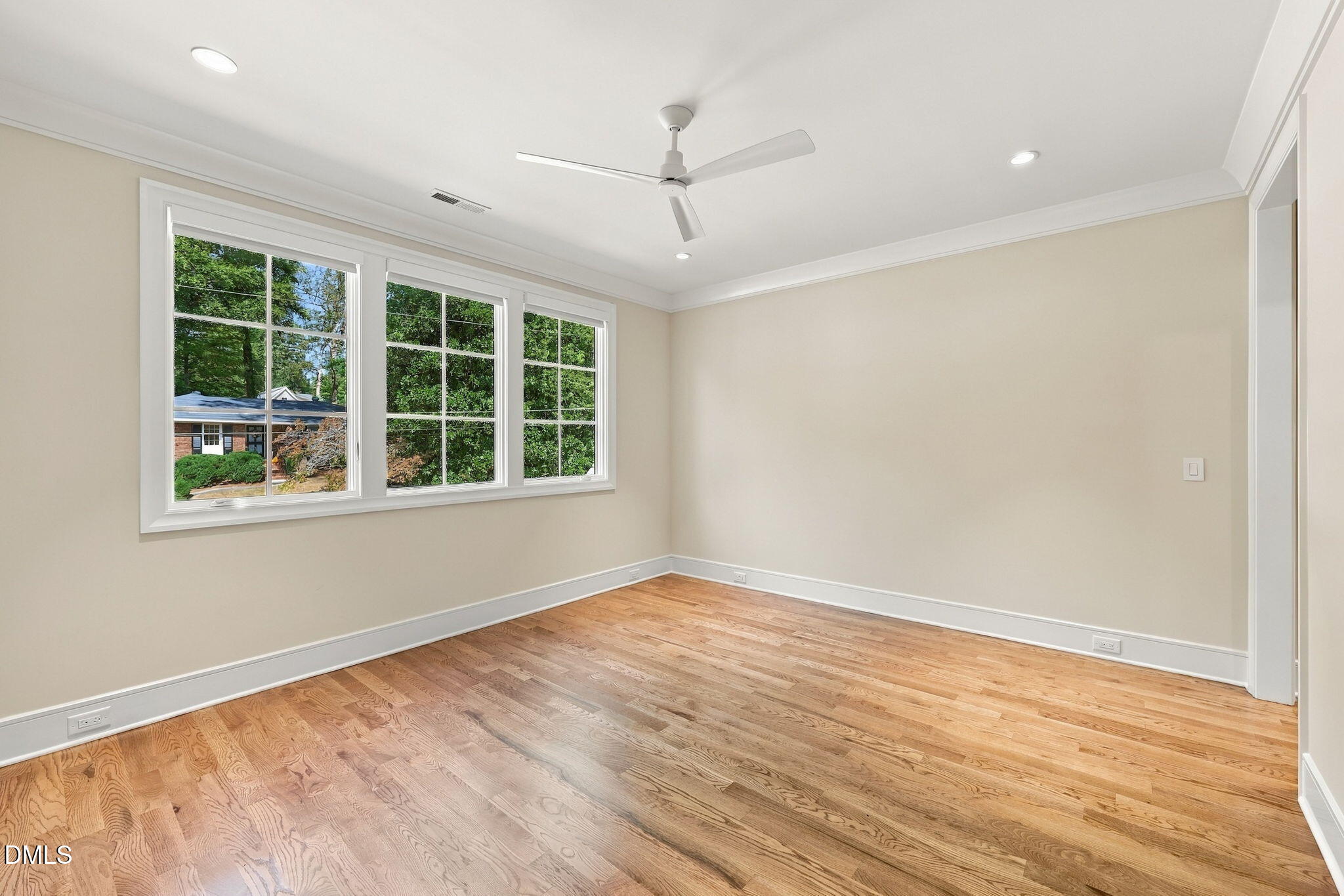 805 Burke Street Property Photo 74