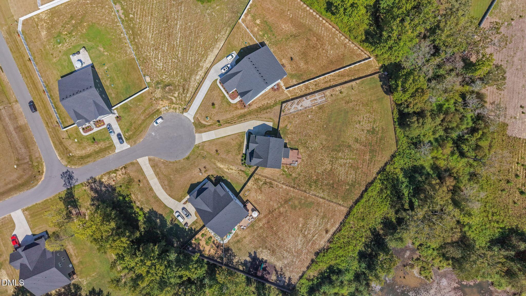 244 Harvester Road Property Photo 2