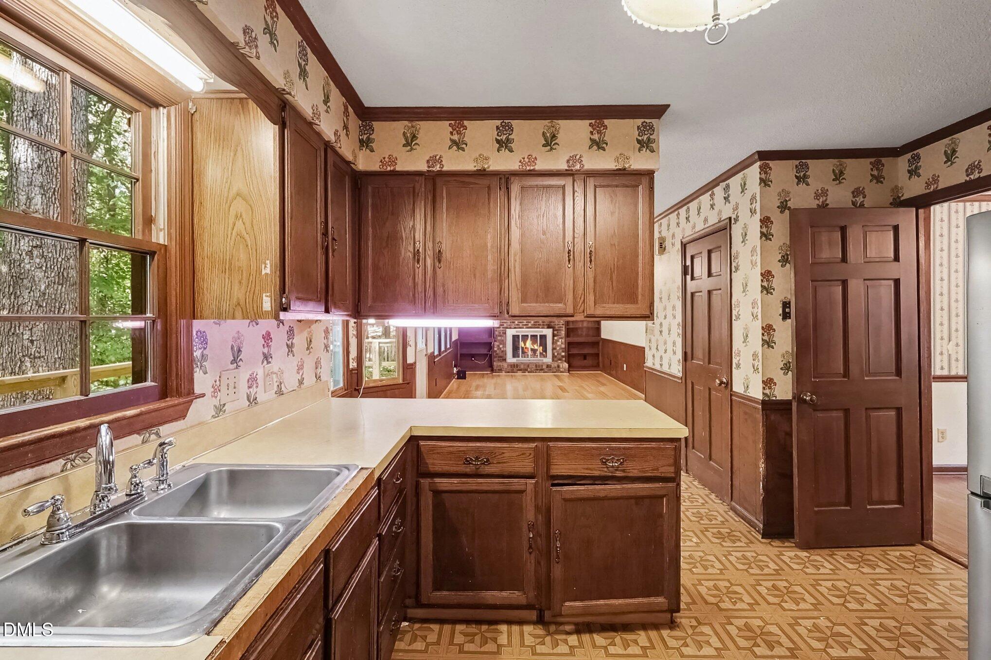 6213 Lakerun Court Property Photo 11