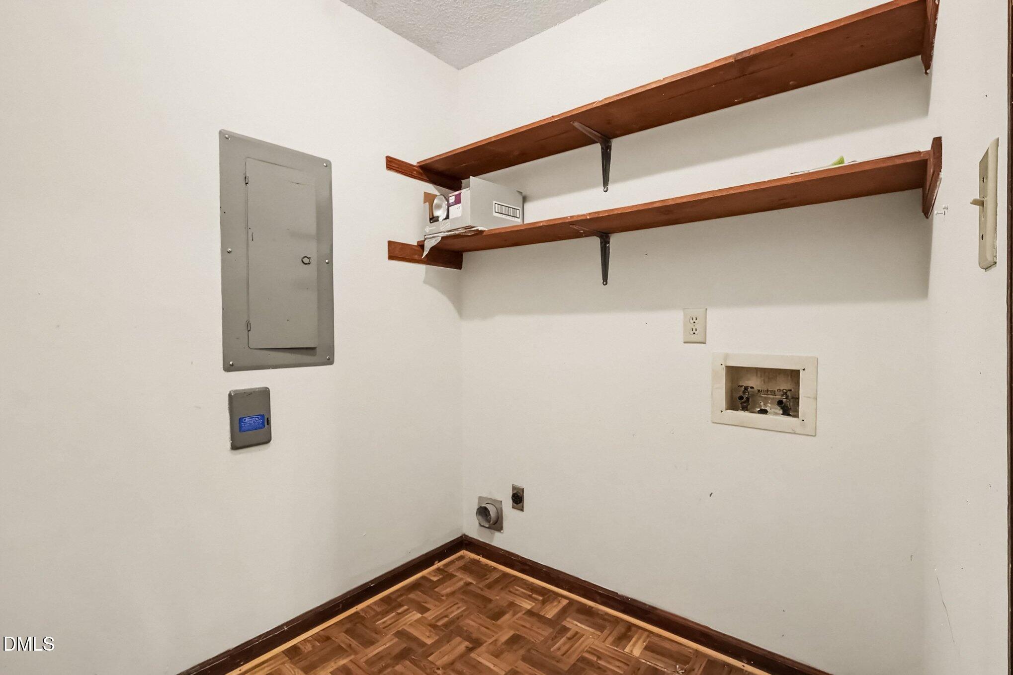 6213 Lakerun Court Property Photo 14