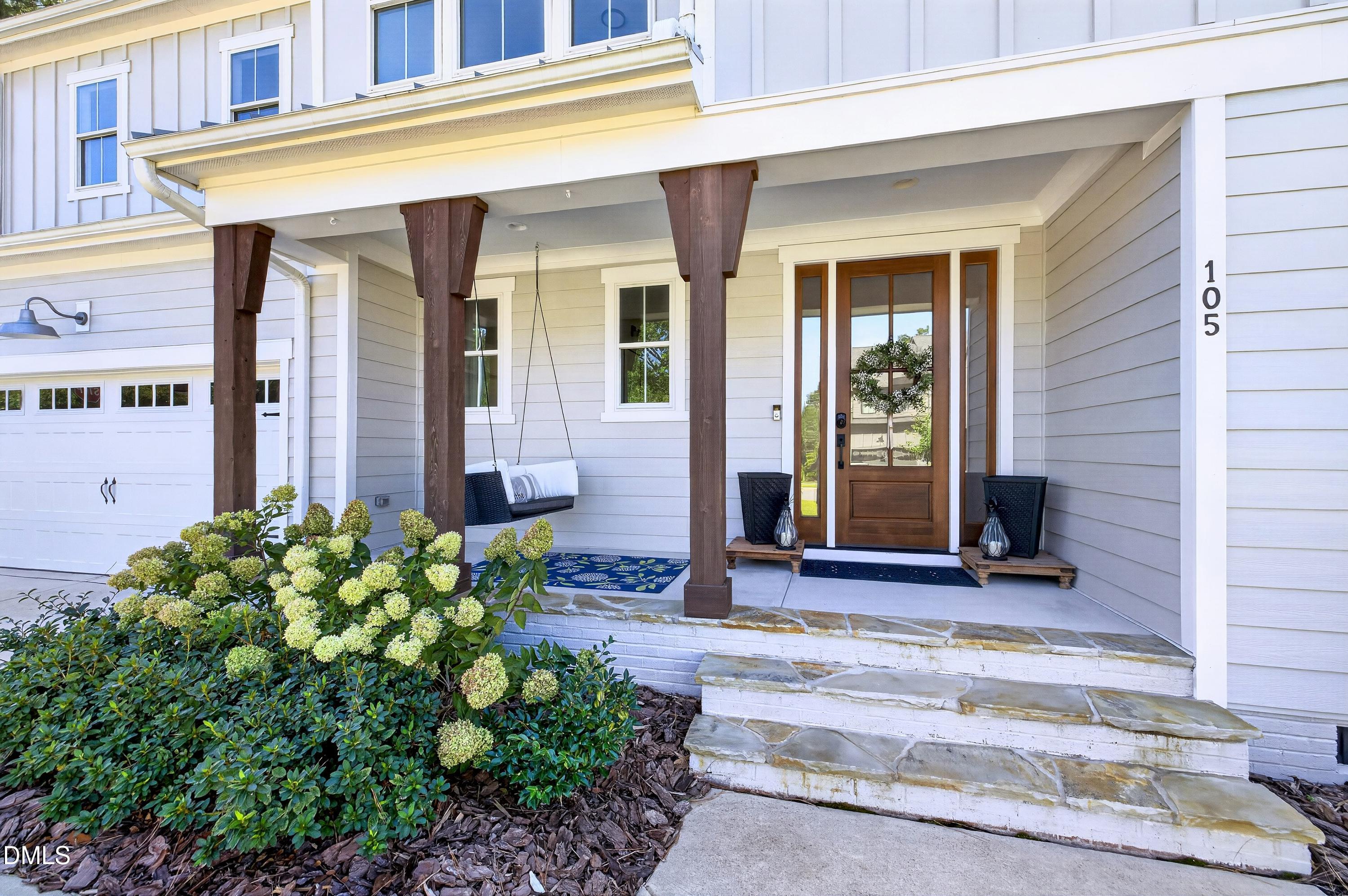 105 Sandmans Cove Place Property Photo 3