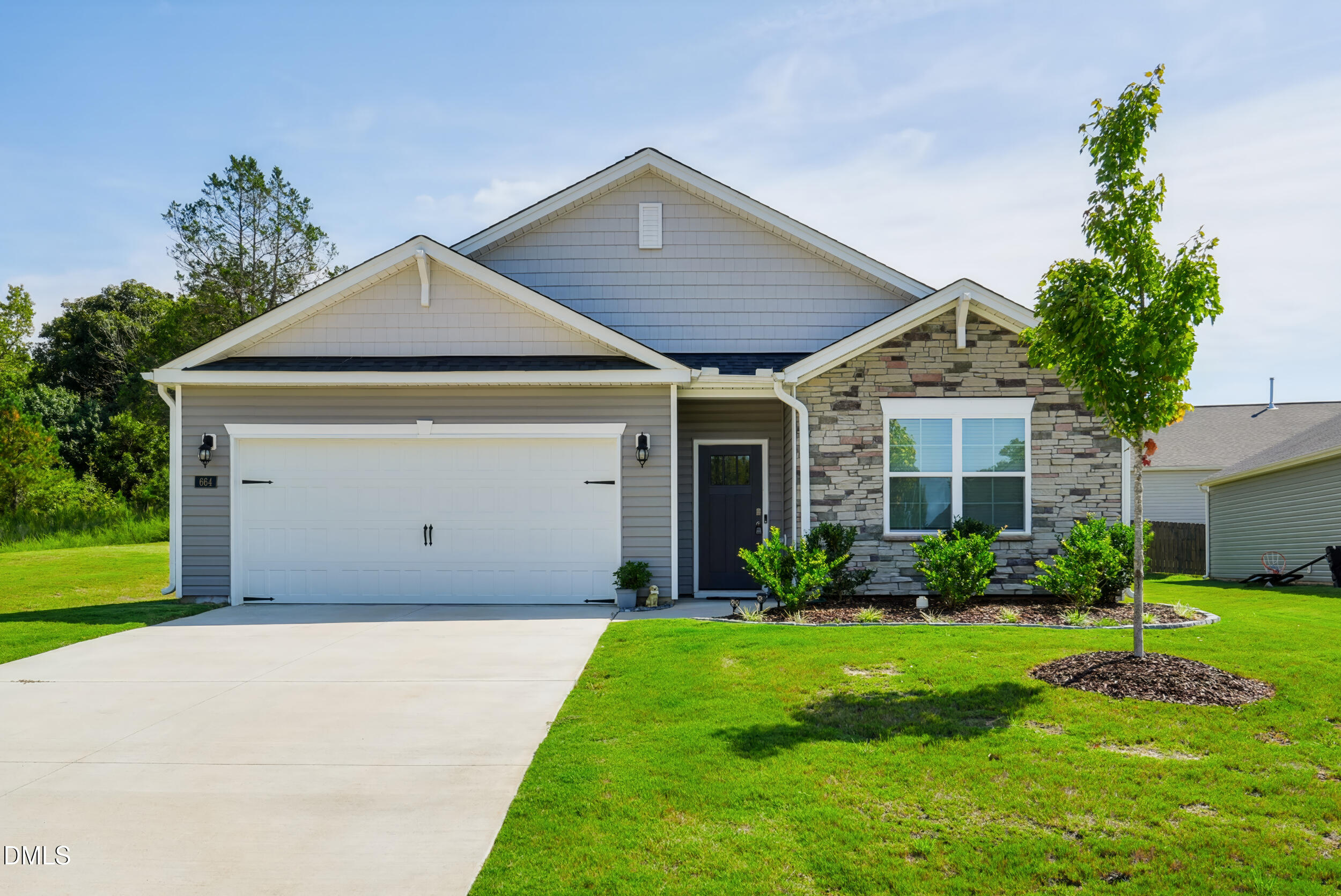 664 Starfall Road Property Photo 1