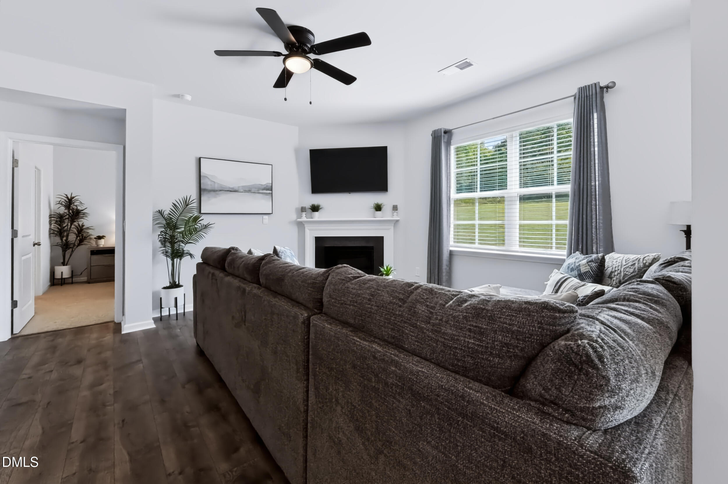 664 Starfall Road Property Photo 17