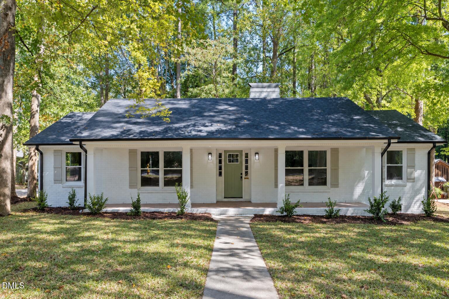 112 Dickens Drive Property Photo 1