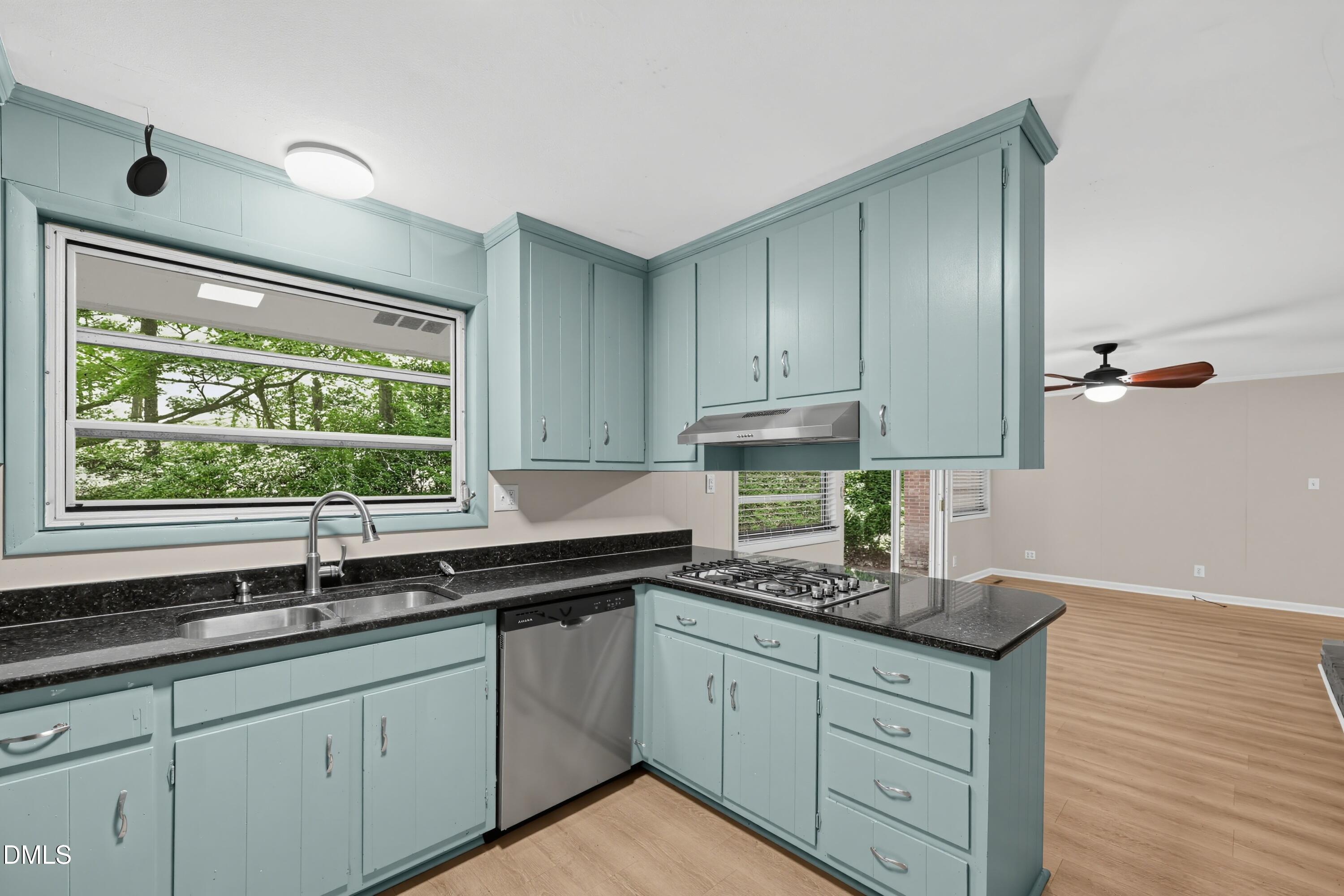 1303 Lorimer Road Property Photo 3