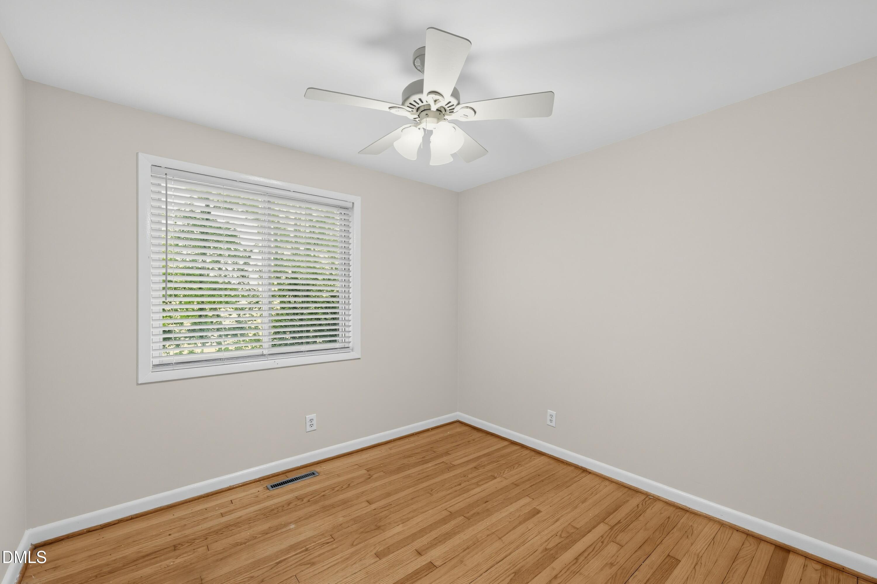 1303 Lorimer Road Property Photo 9