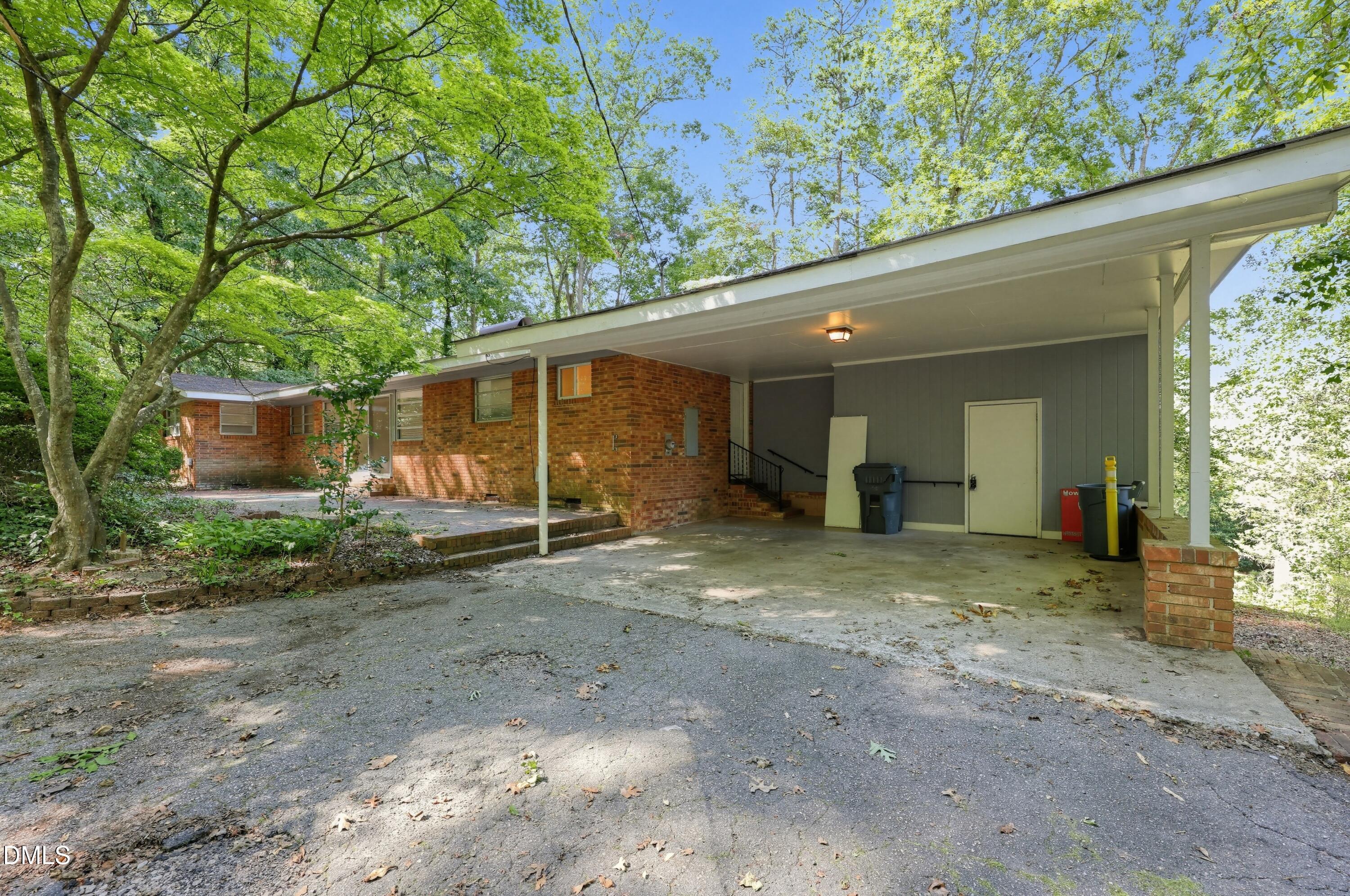 1303 Lorimer Road Property Photo 16