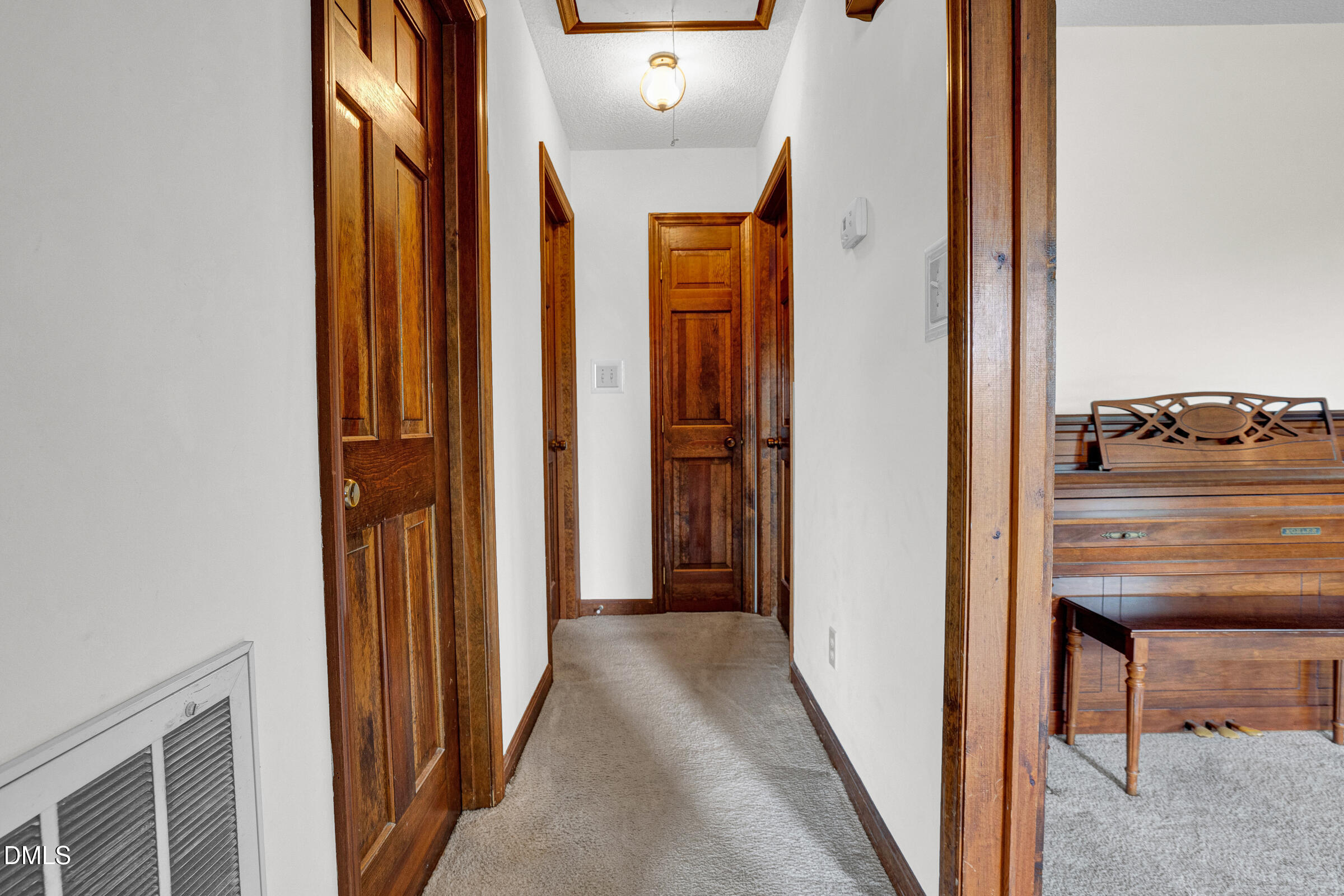 10008 Jordan Road Property Photo 8