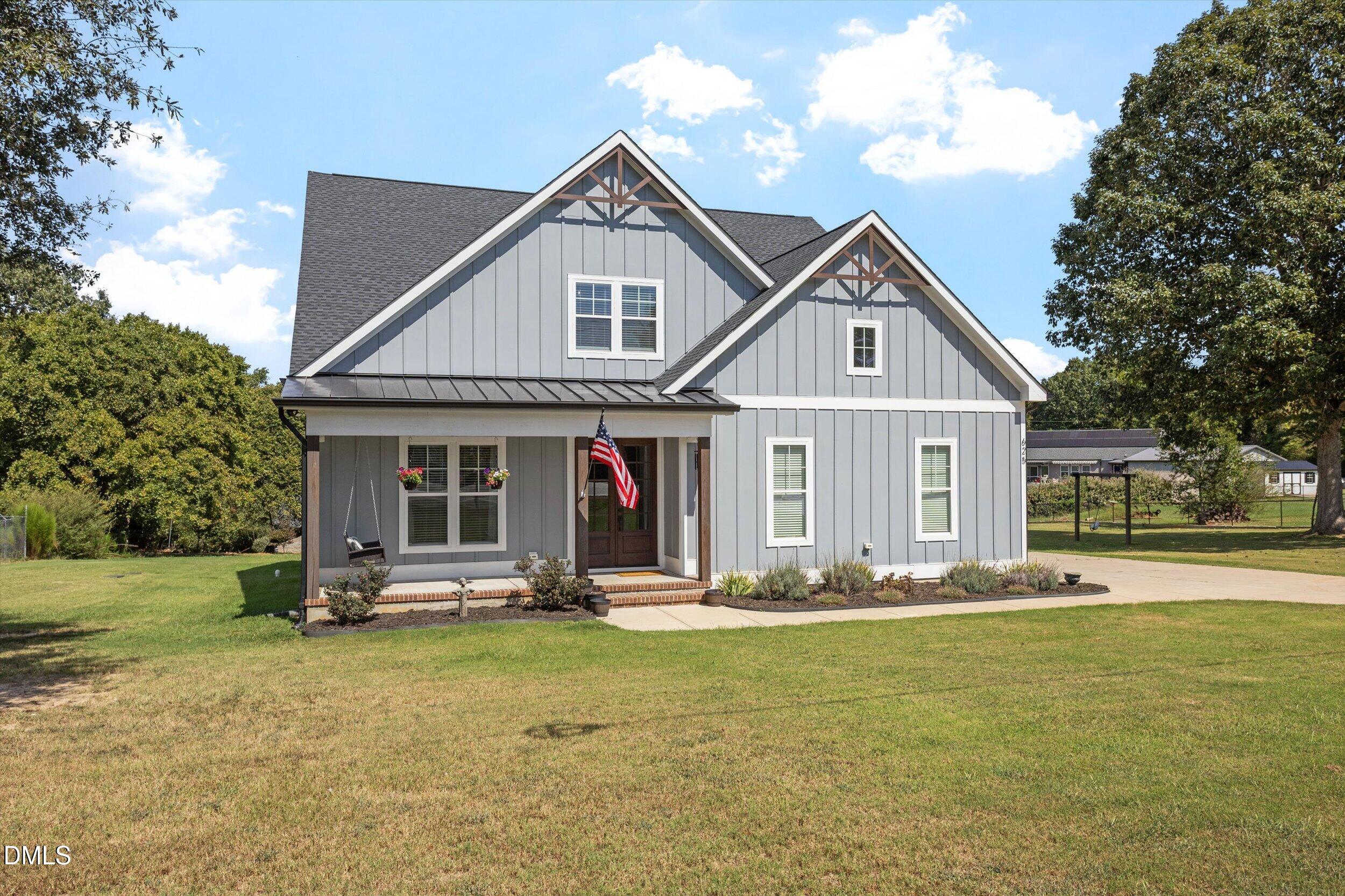 625 Rand Road Property Photo 2