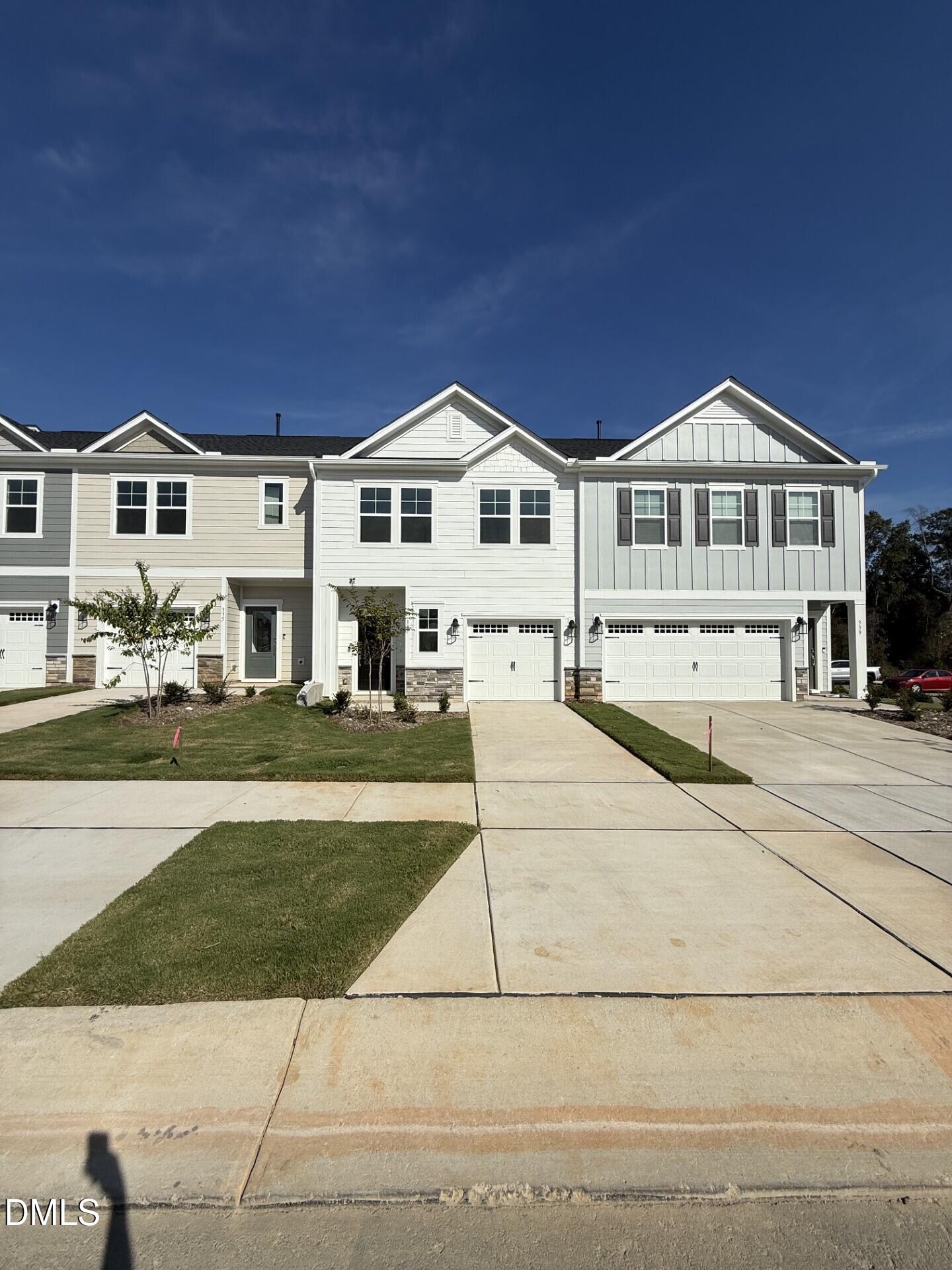 337 Sweetbay Tree Drive Property Photo 1