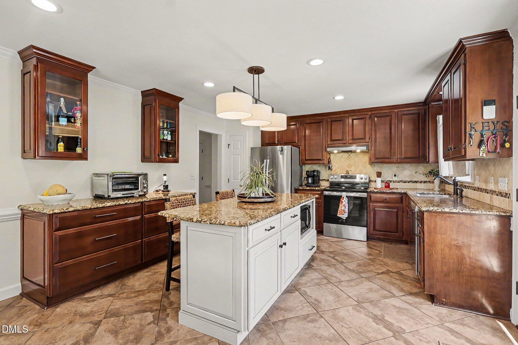 1628 Colston Crossing Property Photo 11