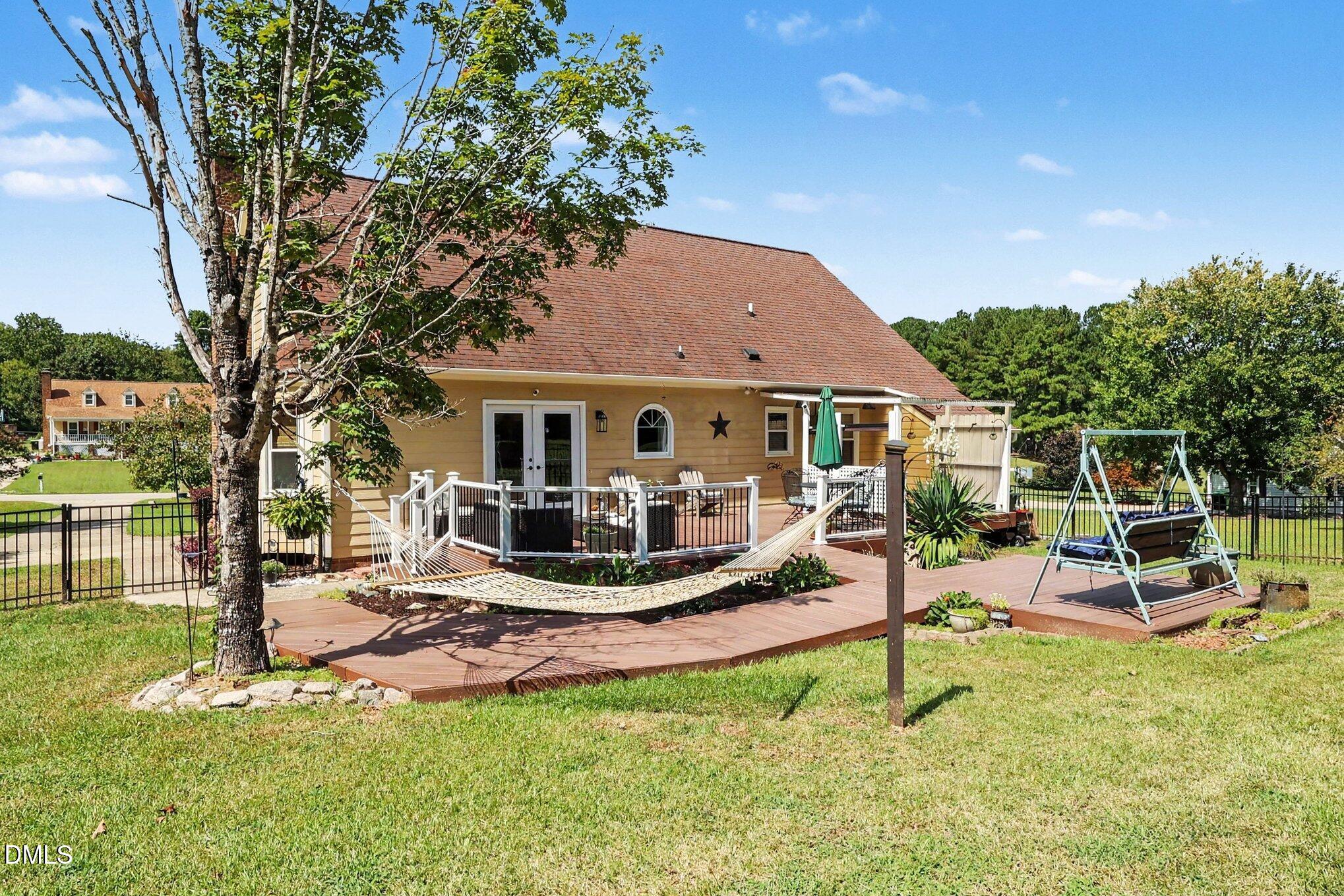 1628 Colston Crossing Property Photo 22