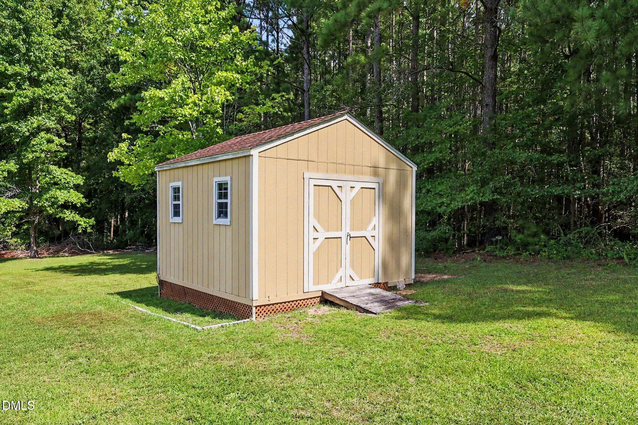 1628 Colston Crossing Property Photo 24