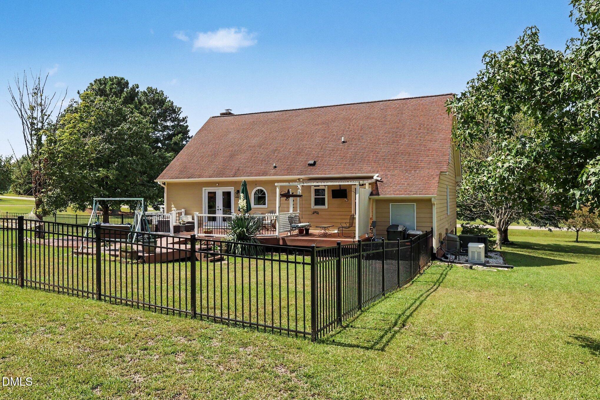 1628 Colston Crossing Property Photo 27