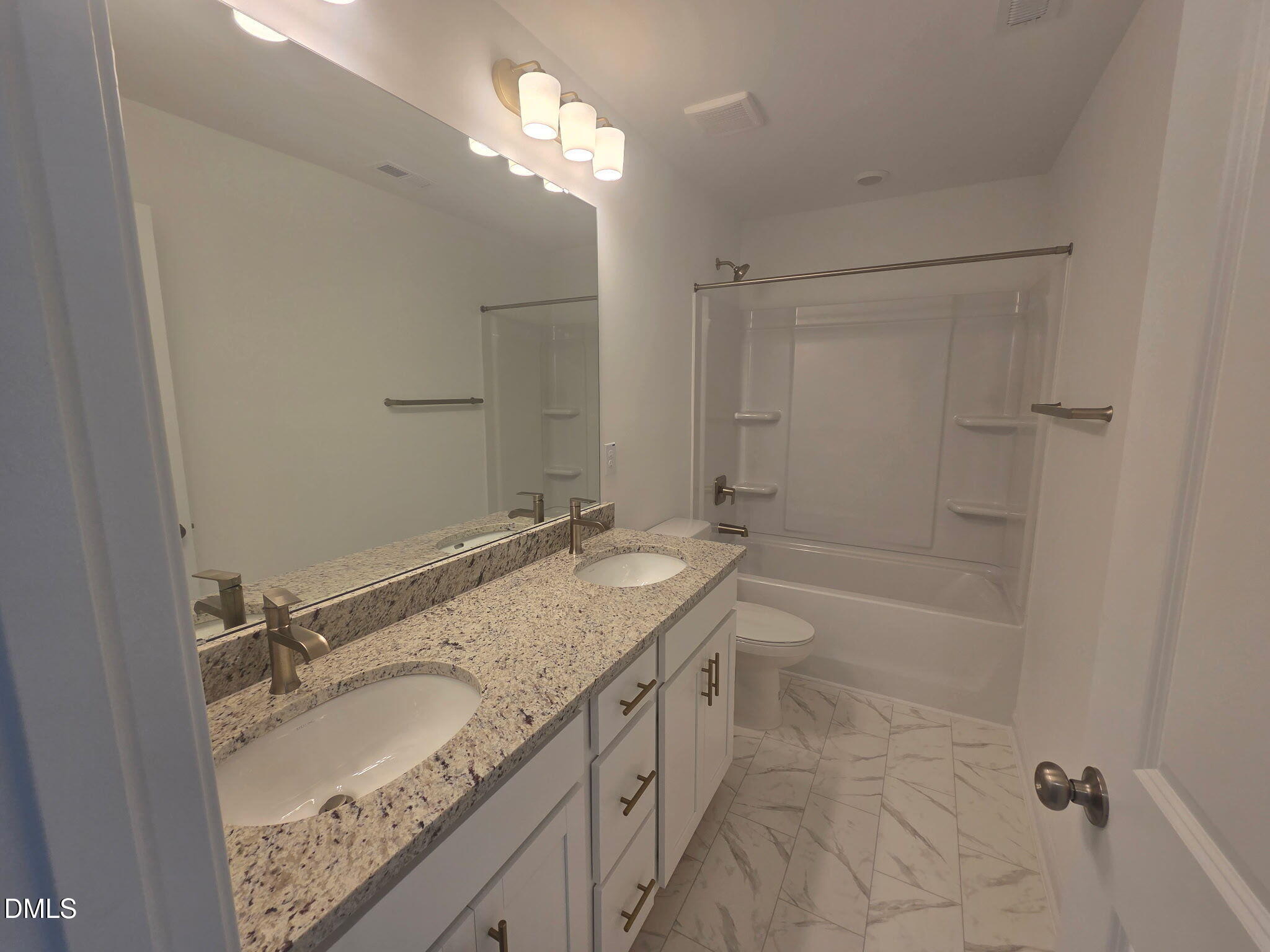 8765 Wardle Court Property Photo 16