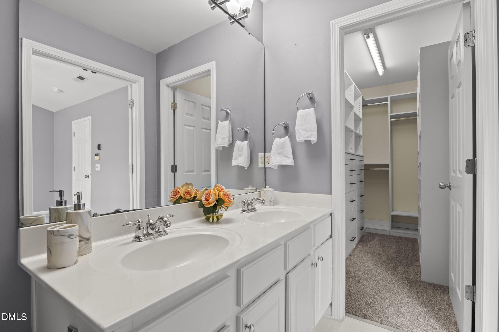5537 Red Robin Road Property Photo 16