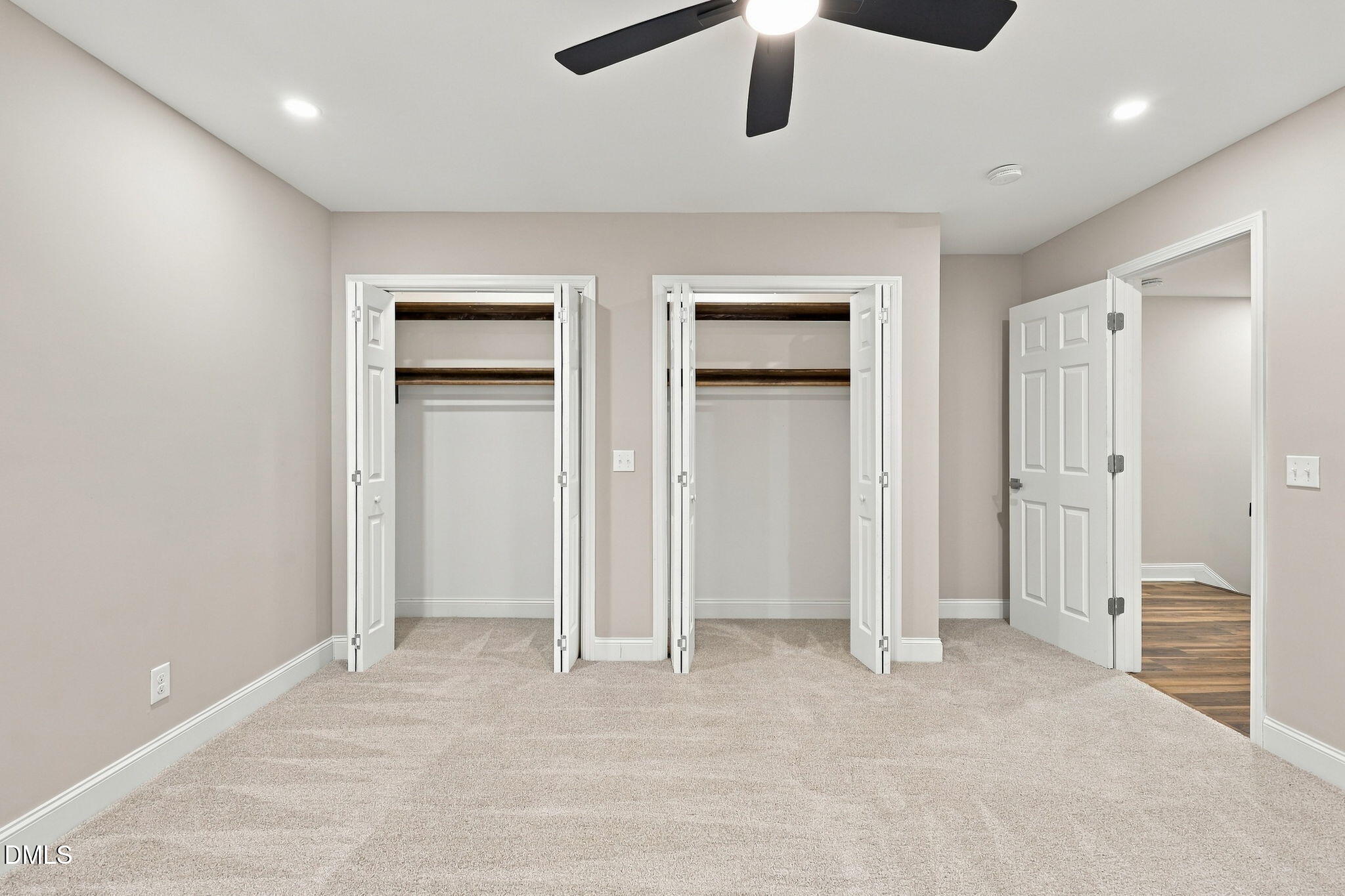 115 Meadowglades Lane Property Photo 36