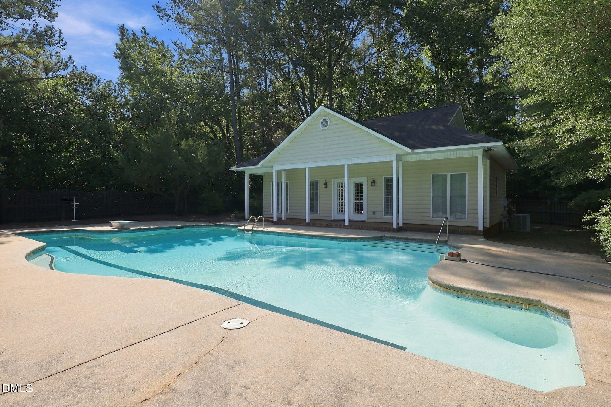 115 Meadowglades Lane Property Photo 46