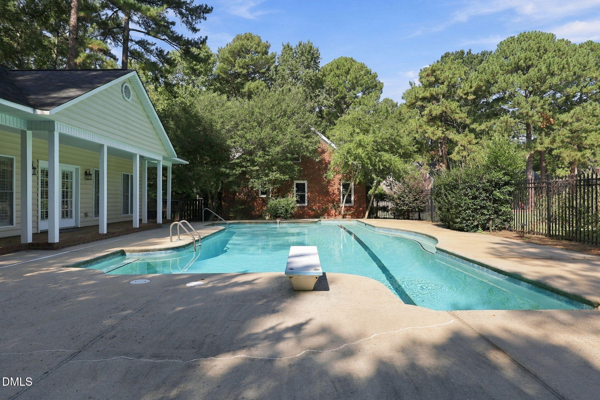 115 Meadowglades Lane Property Photo 47