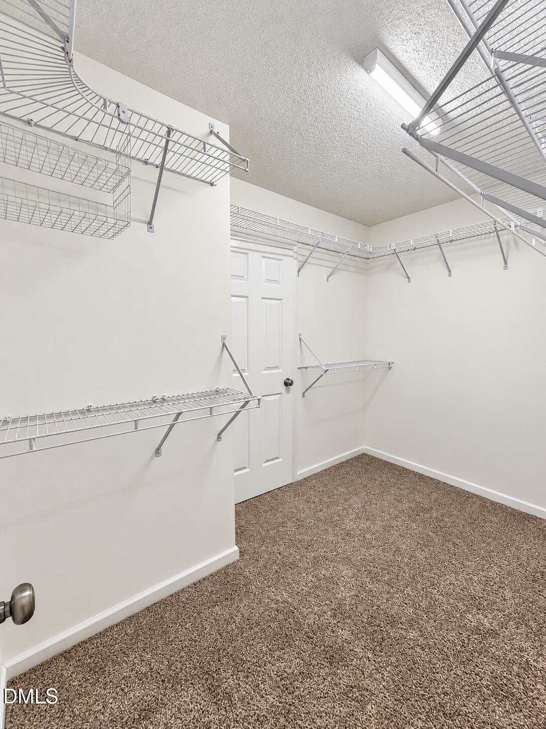 1025 Feldmen Drive Property Photo 14