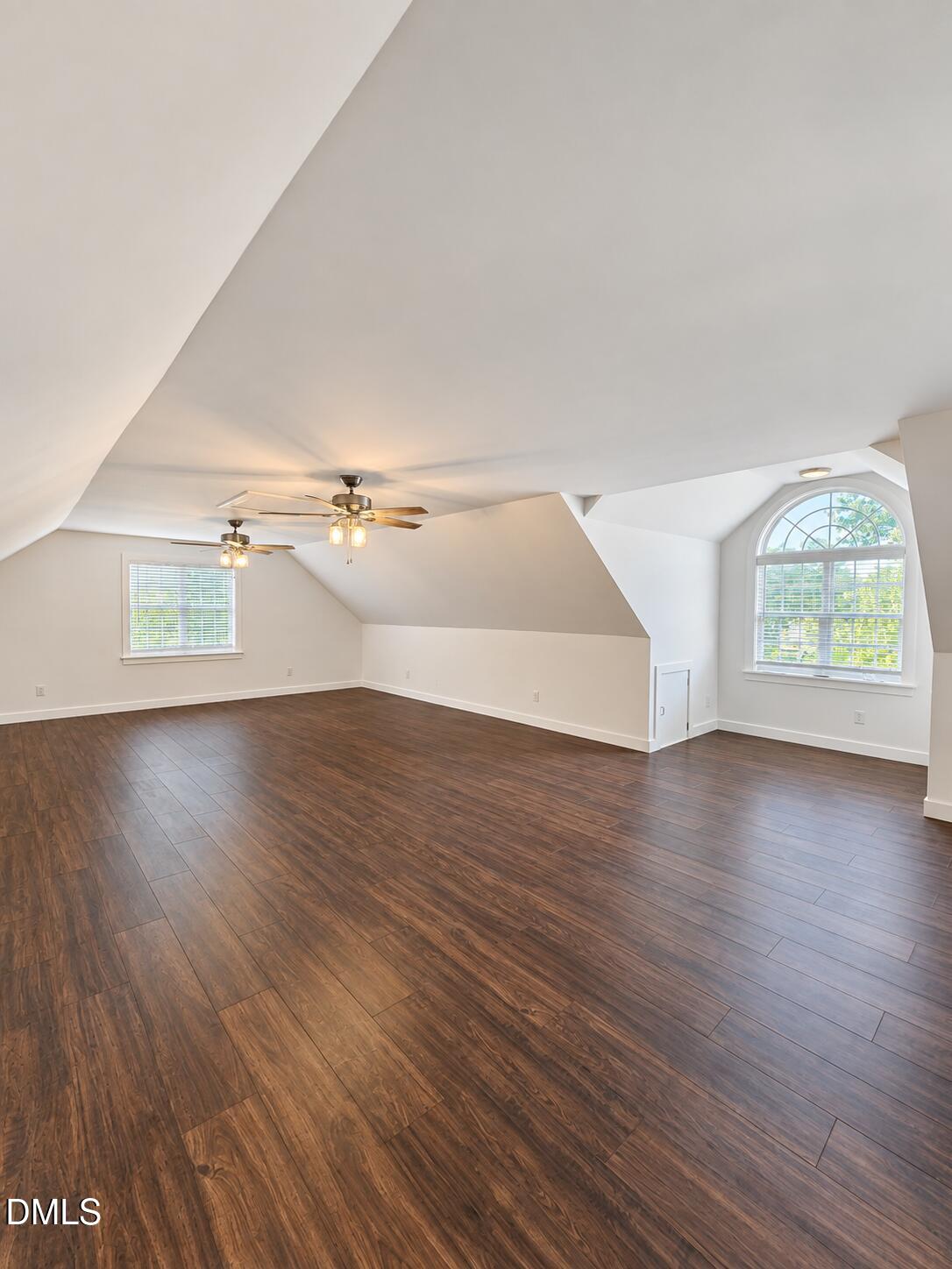 1025 Feldmen Drive Property Photo 24