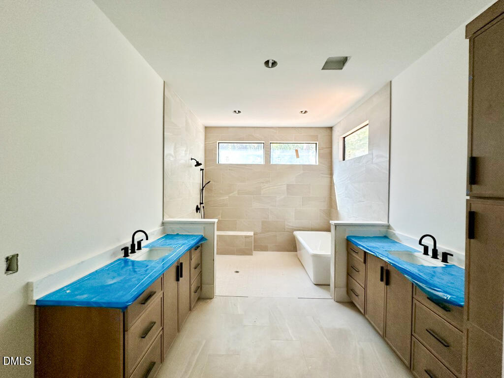 240 Ironwood Boulevard Property Photo 14