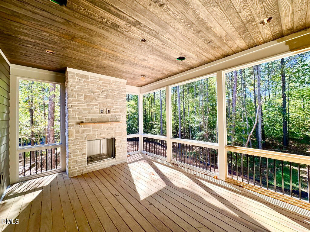 240 Ironwood Boulevard Property Photo 45