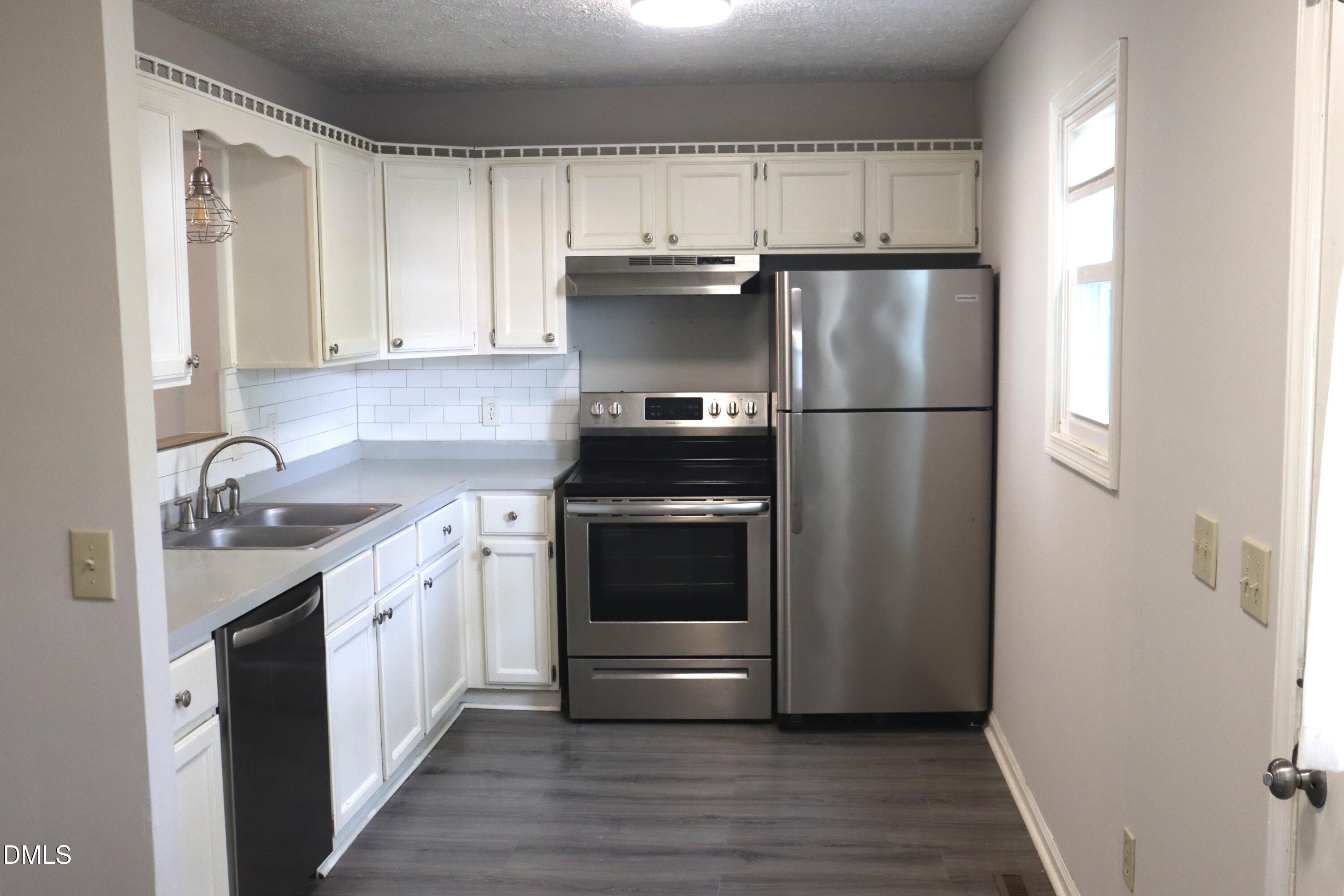 507 Dowd Street Property Photo 3