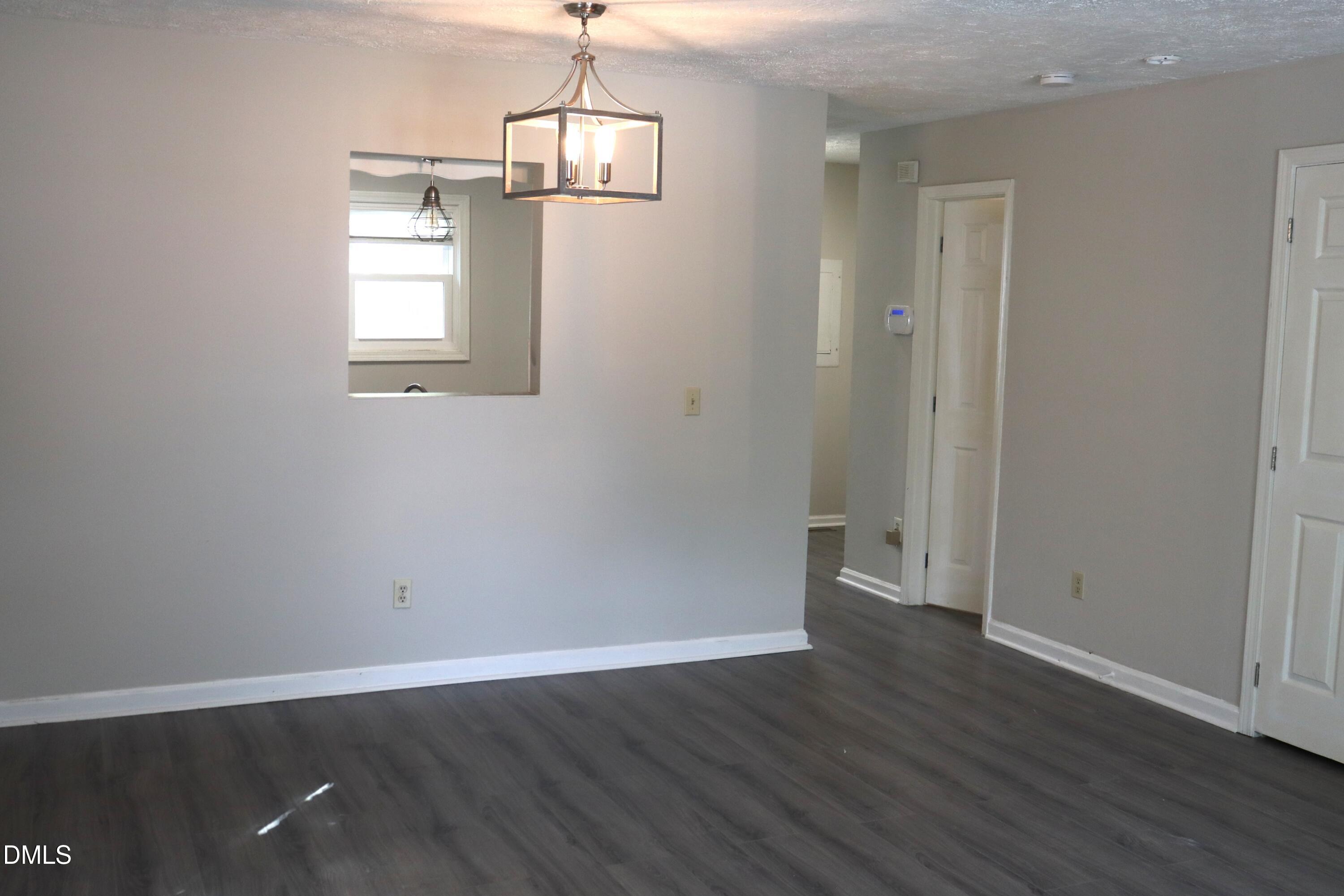 507 Dowd Street Property Photo 4
