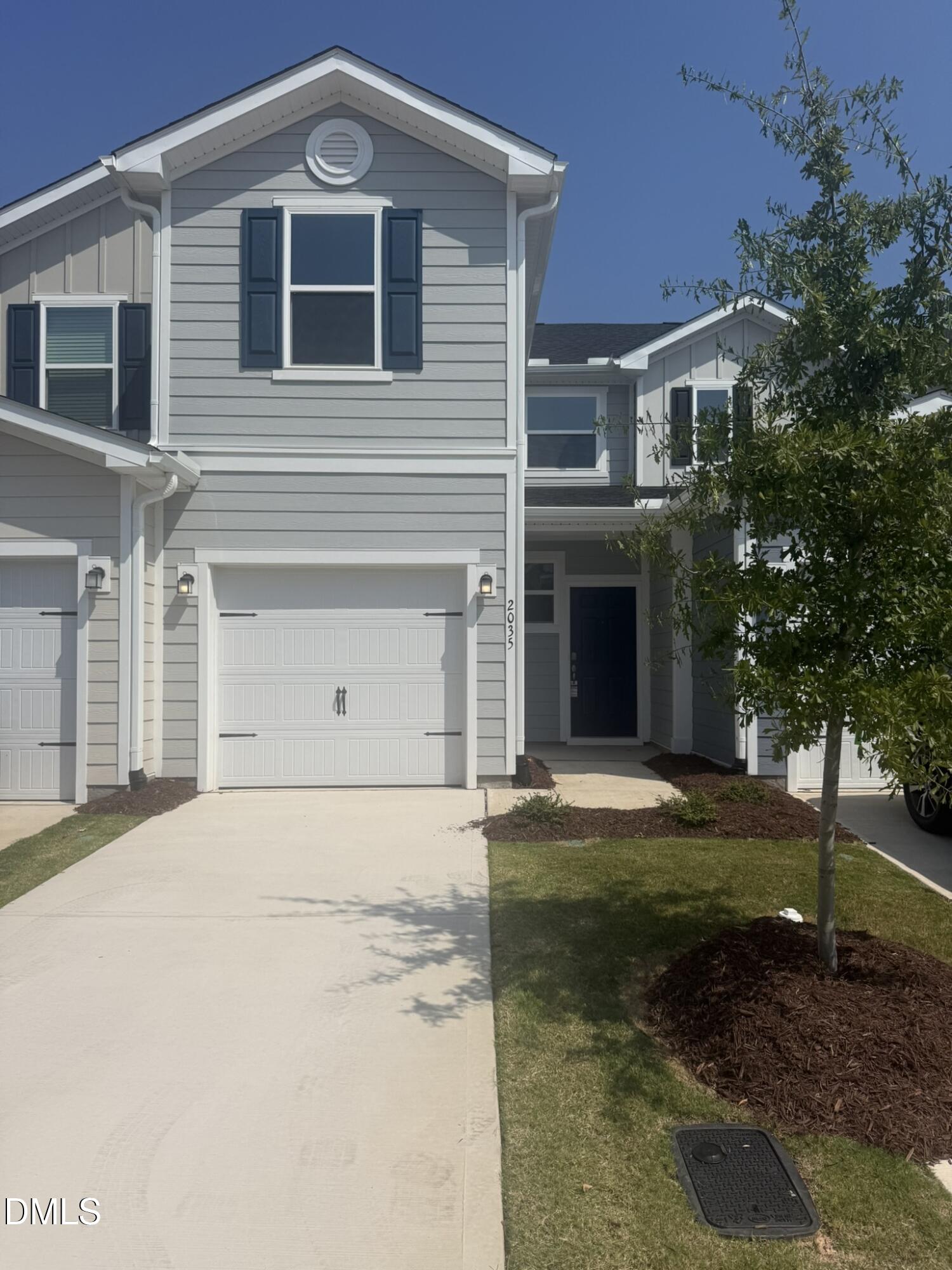 2035 Oakdale Drive Property Photo 1