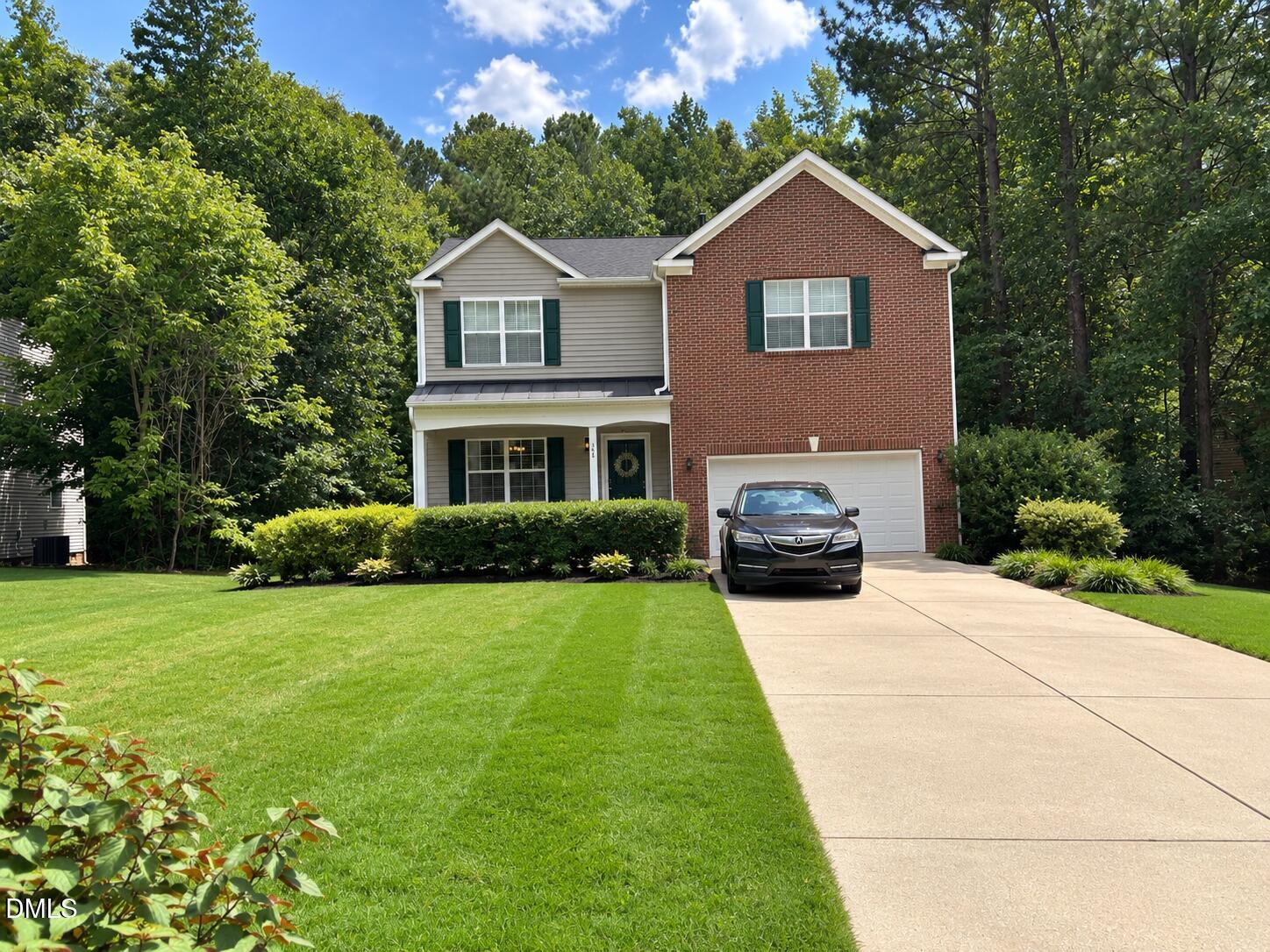 166 River Hills Drive Property Photo 1