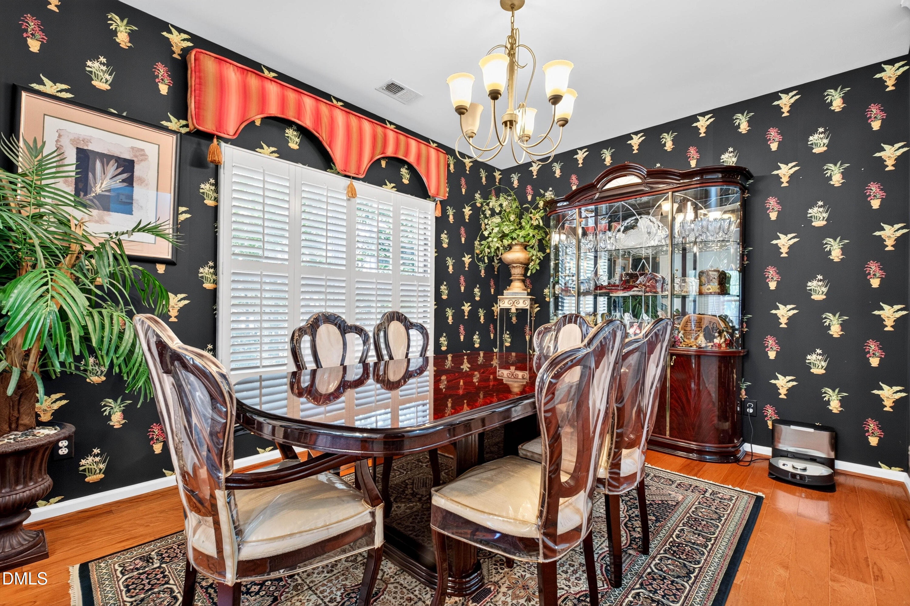 166 River Hills Drive Property Photo 11