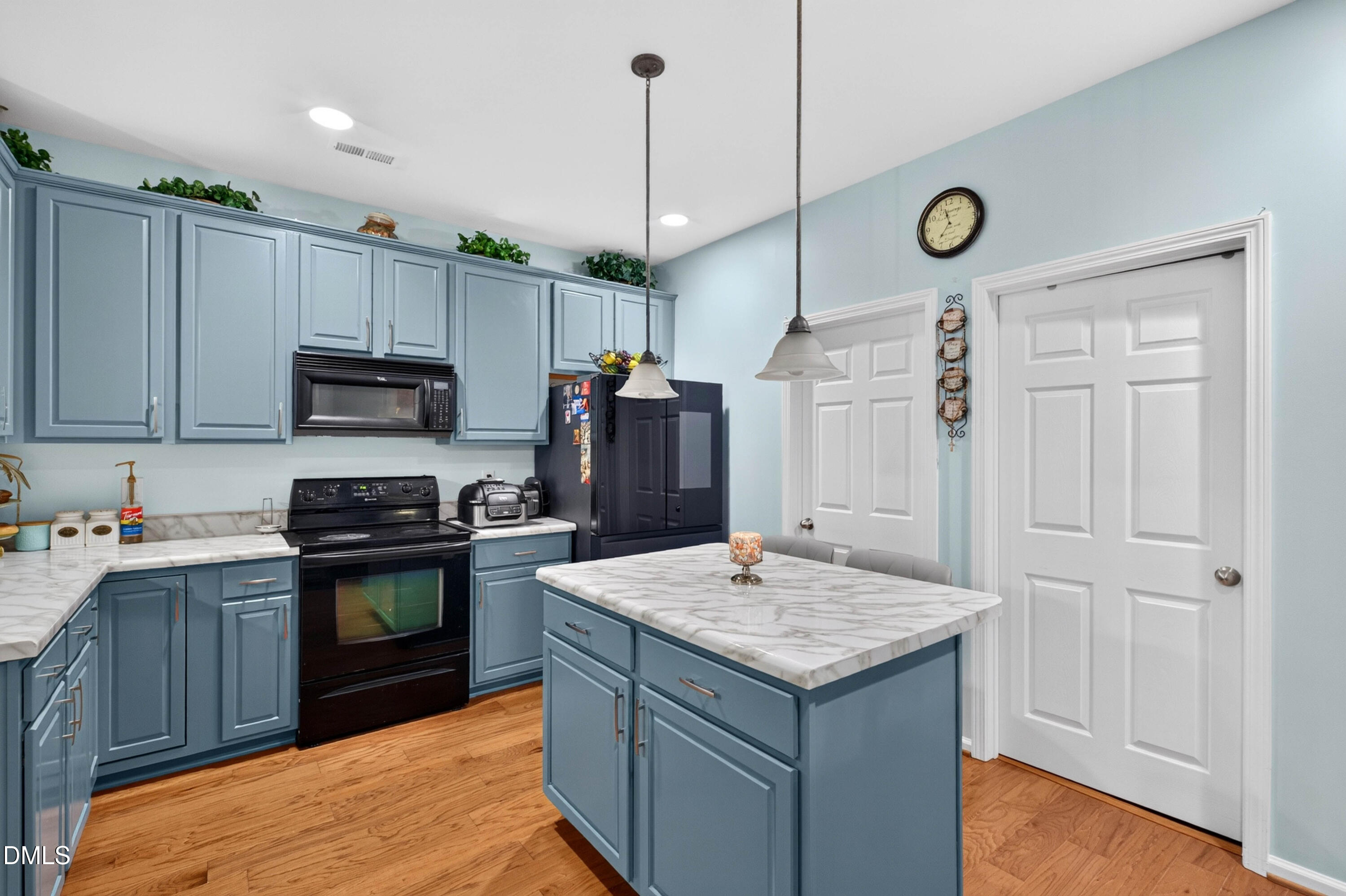 166 River Hills Drive Property Photo 16