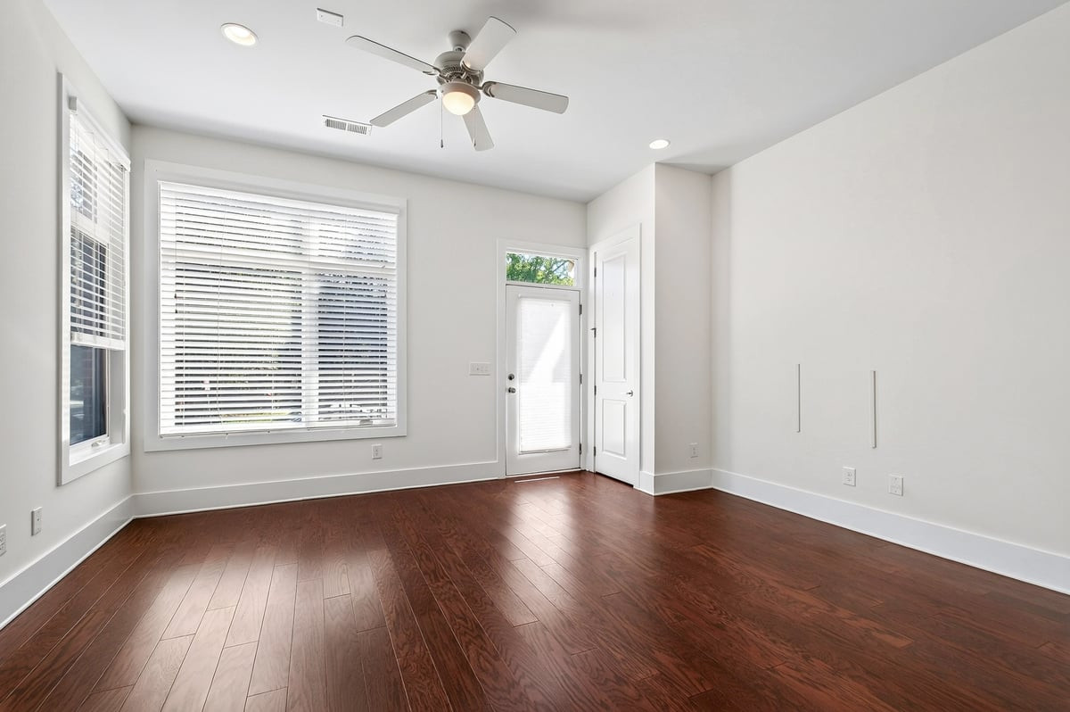 258 William Drummond Way Property Photo 13