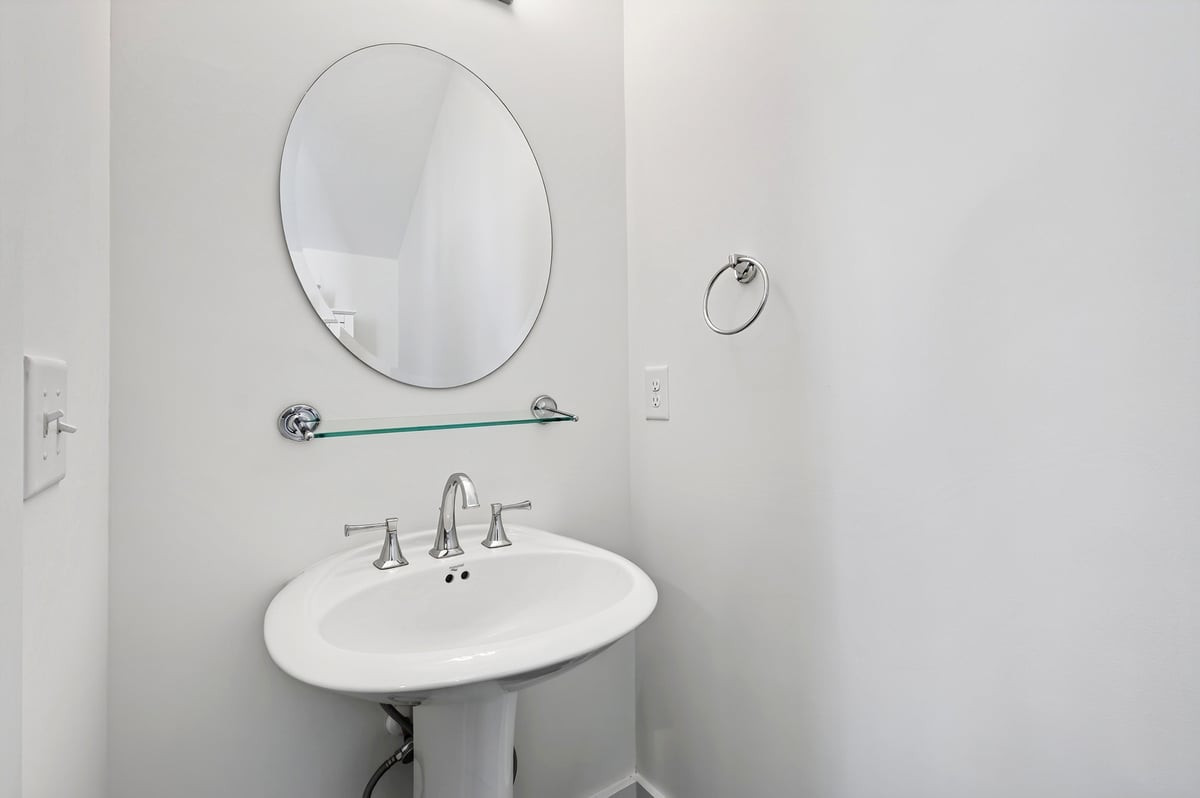 258 William Drummond Way Property Photo 18