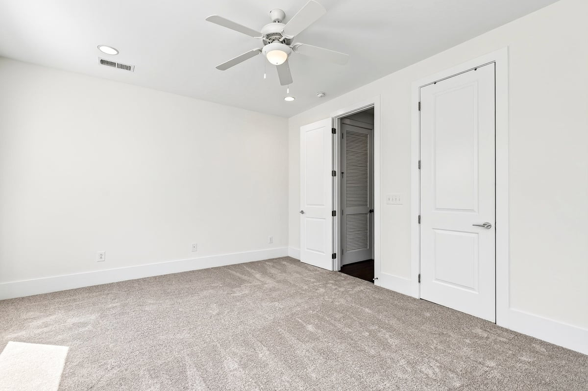 258 William Drummond Way Property Photo 26