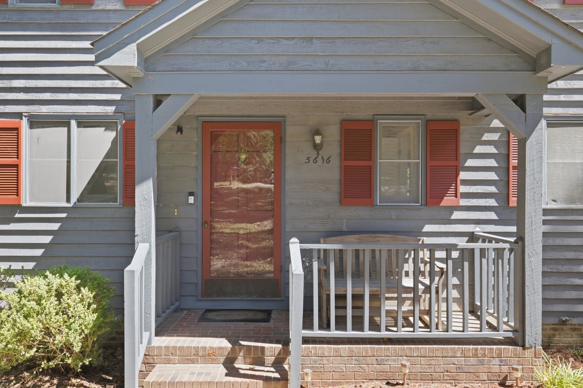 5616 Mantachie Court Property Photo 2