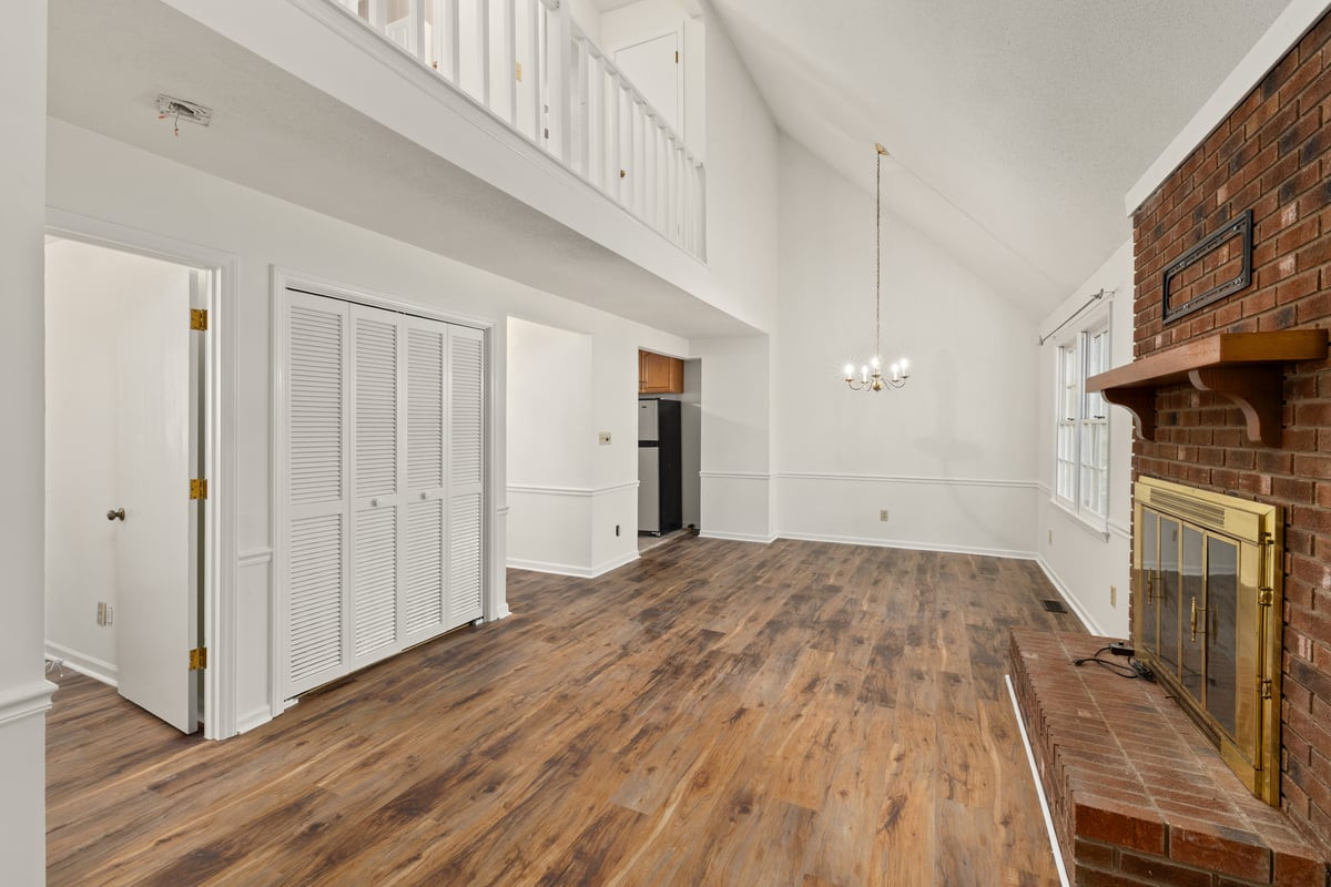 5616 Mantachie Court Property Photo 6