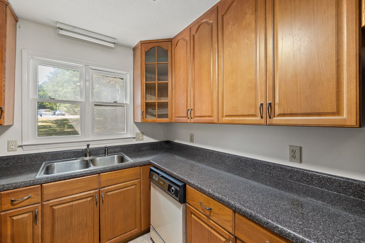 5616 Mantachie Court Property Photo 11