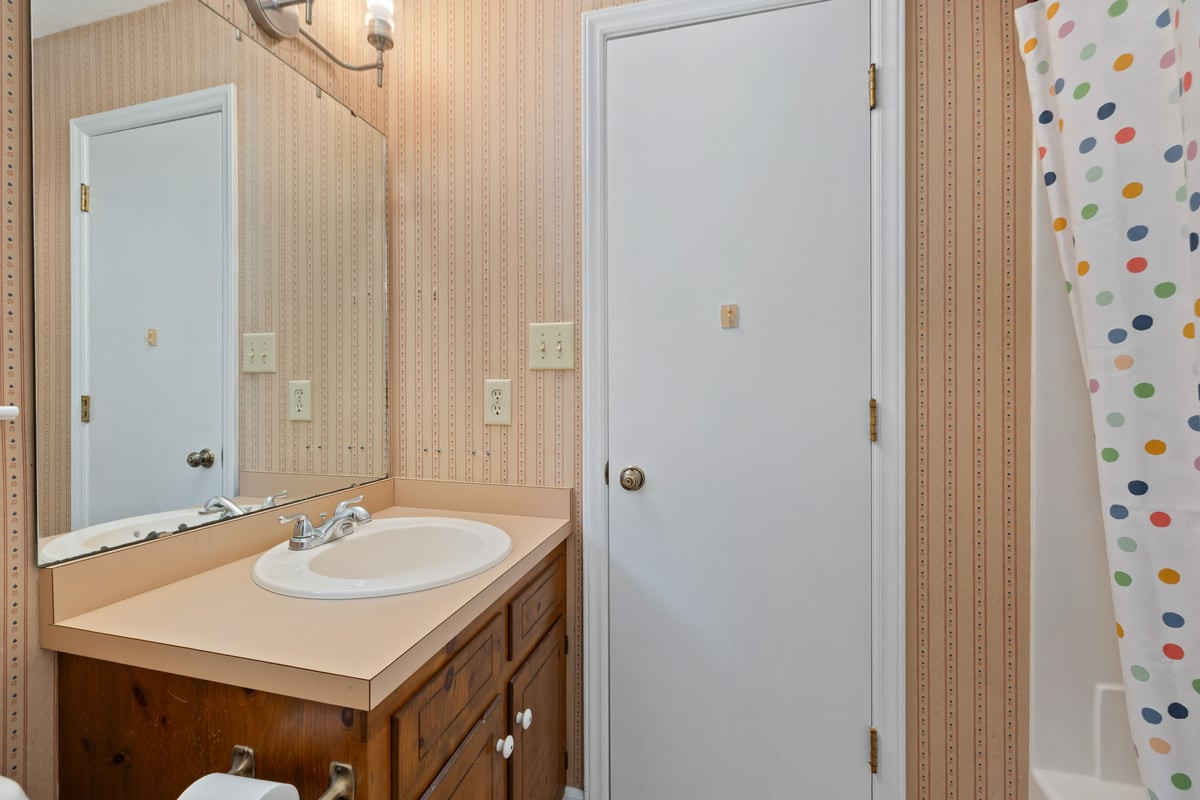 5616 Mantachie Court Property Photo 14