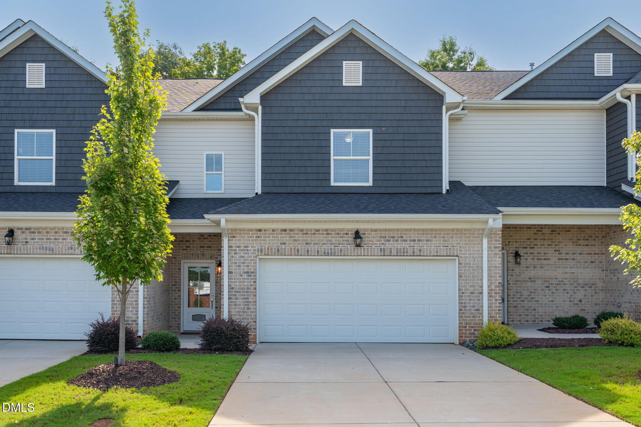 2337 Tribek Court Property Photo 1