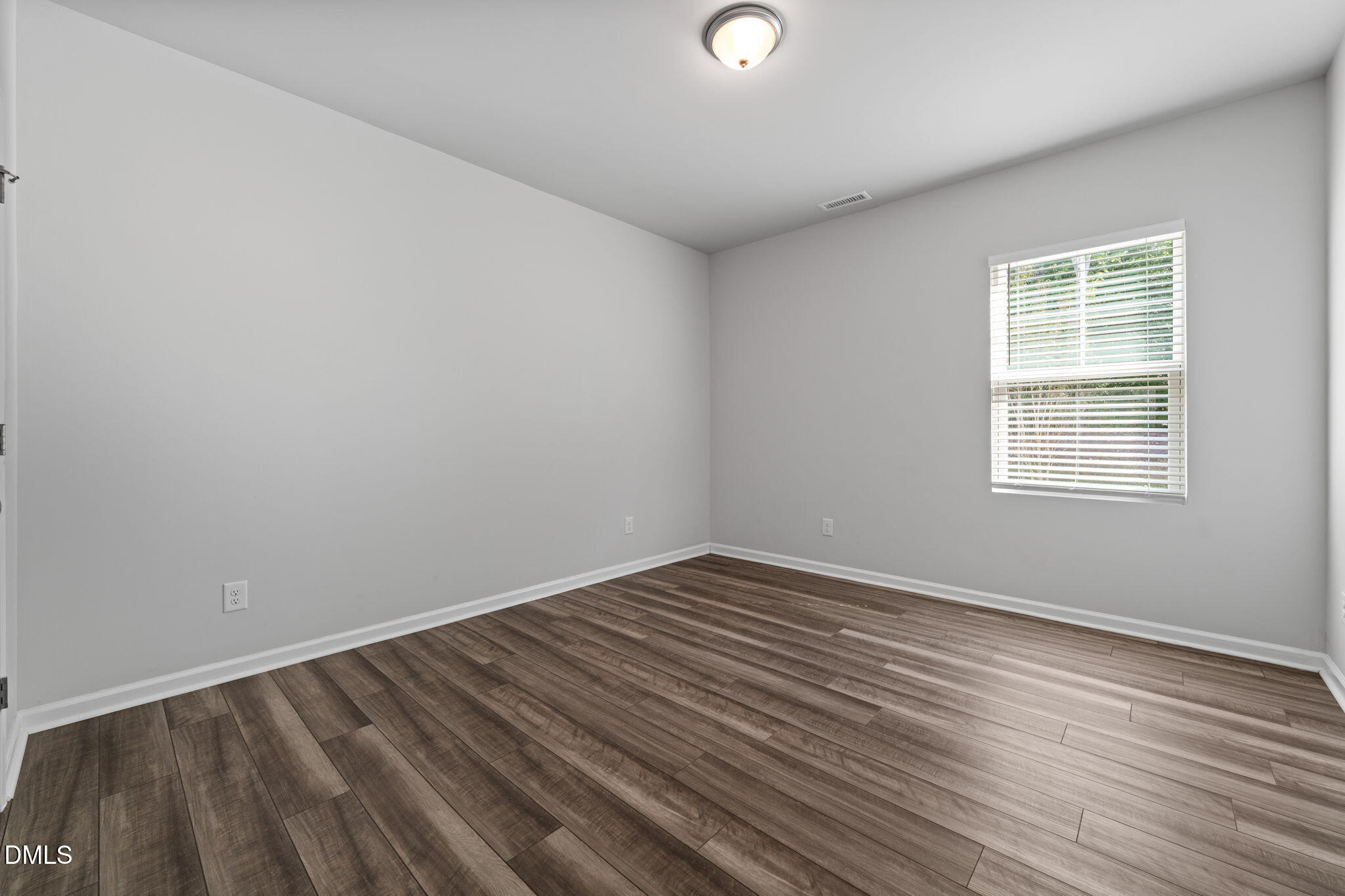 707 Spoonbill Trail Property Photo 10