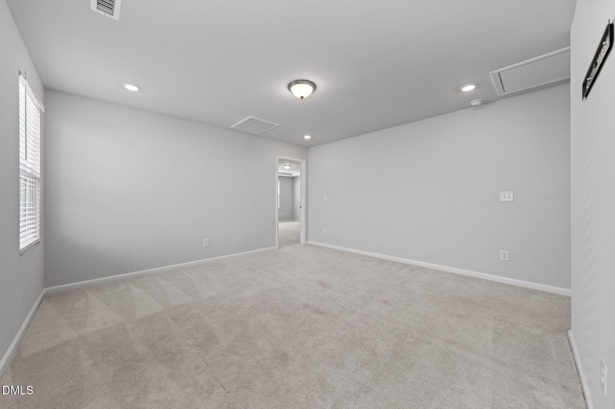 707 Spoonbill Trail Property Photo 13