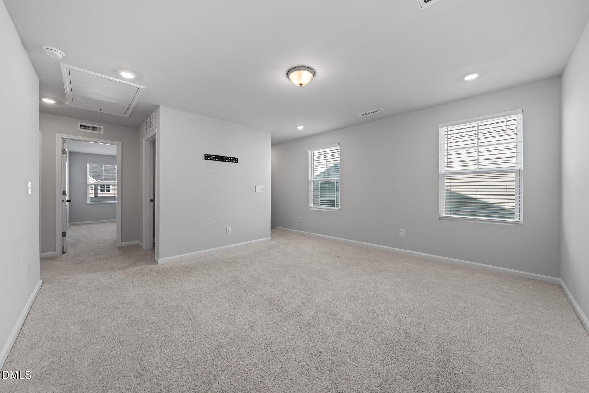 707 Spoonbill Trail Property Photo 14